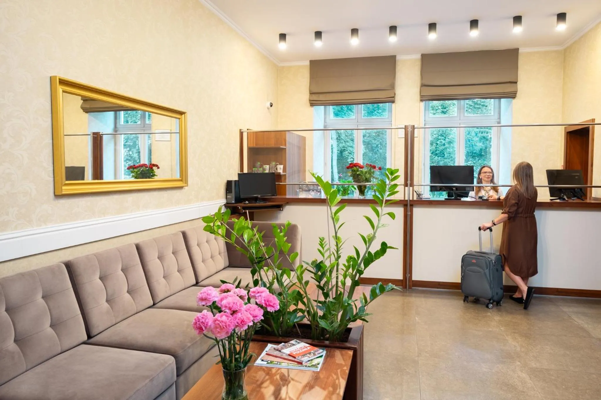 Lobby or reception in Hotel Maximum