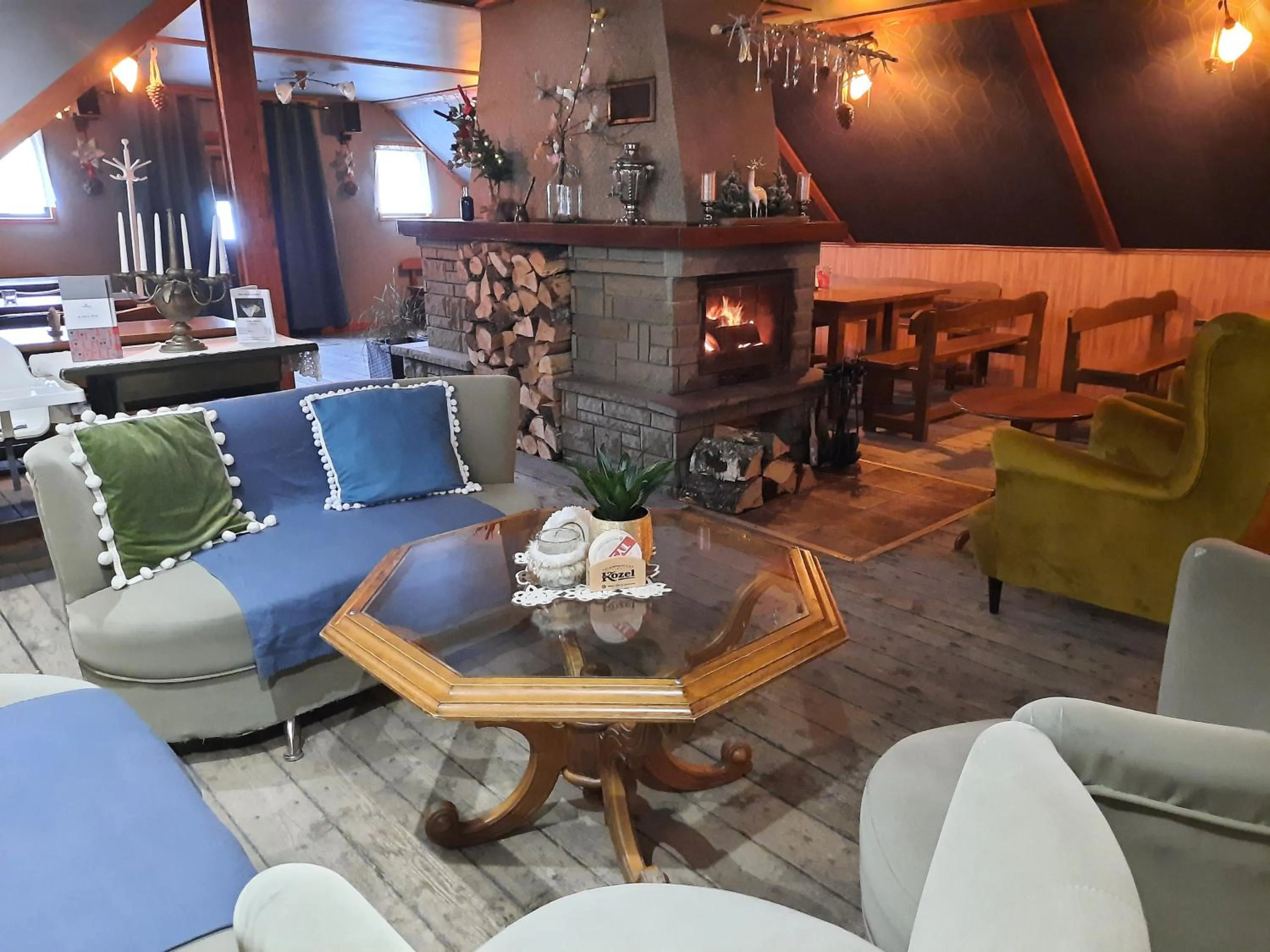 Restaurant/places to eat in Pod Starym Groniem