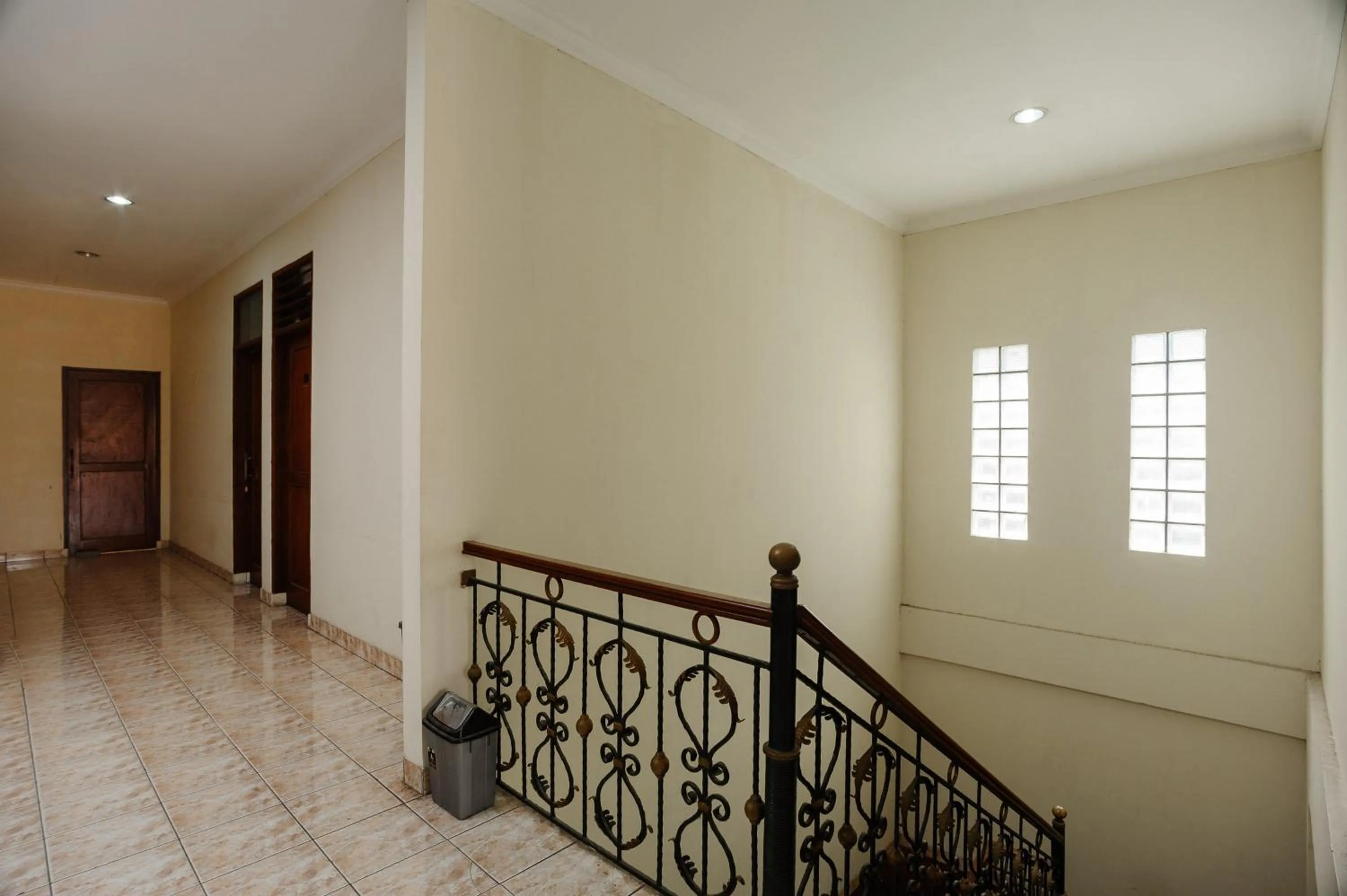 Property building in RedDoorz syariah near AEON Mall Tanjung Barat