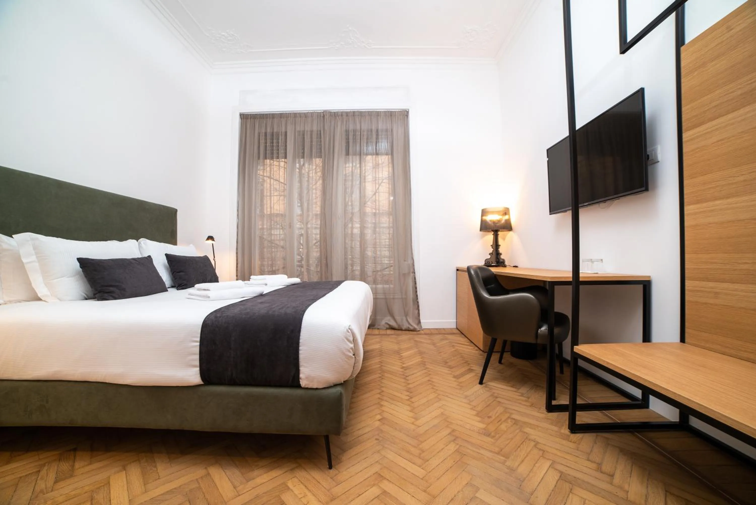 Photo of the whole room in Youroom Boncompagni