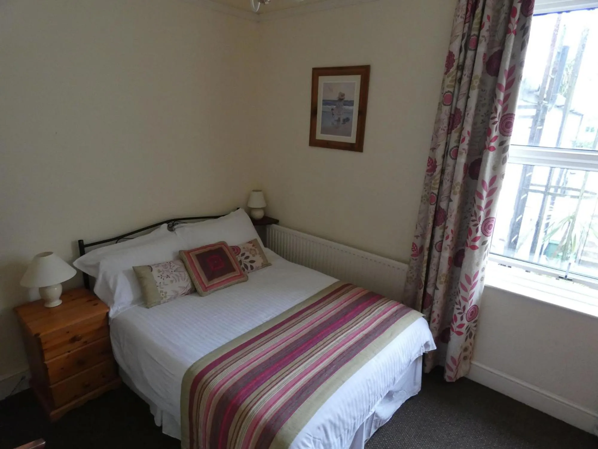 Bed in Hurst Dene Aparthotel
