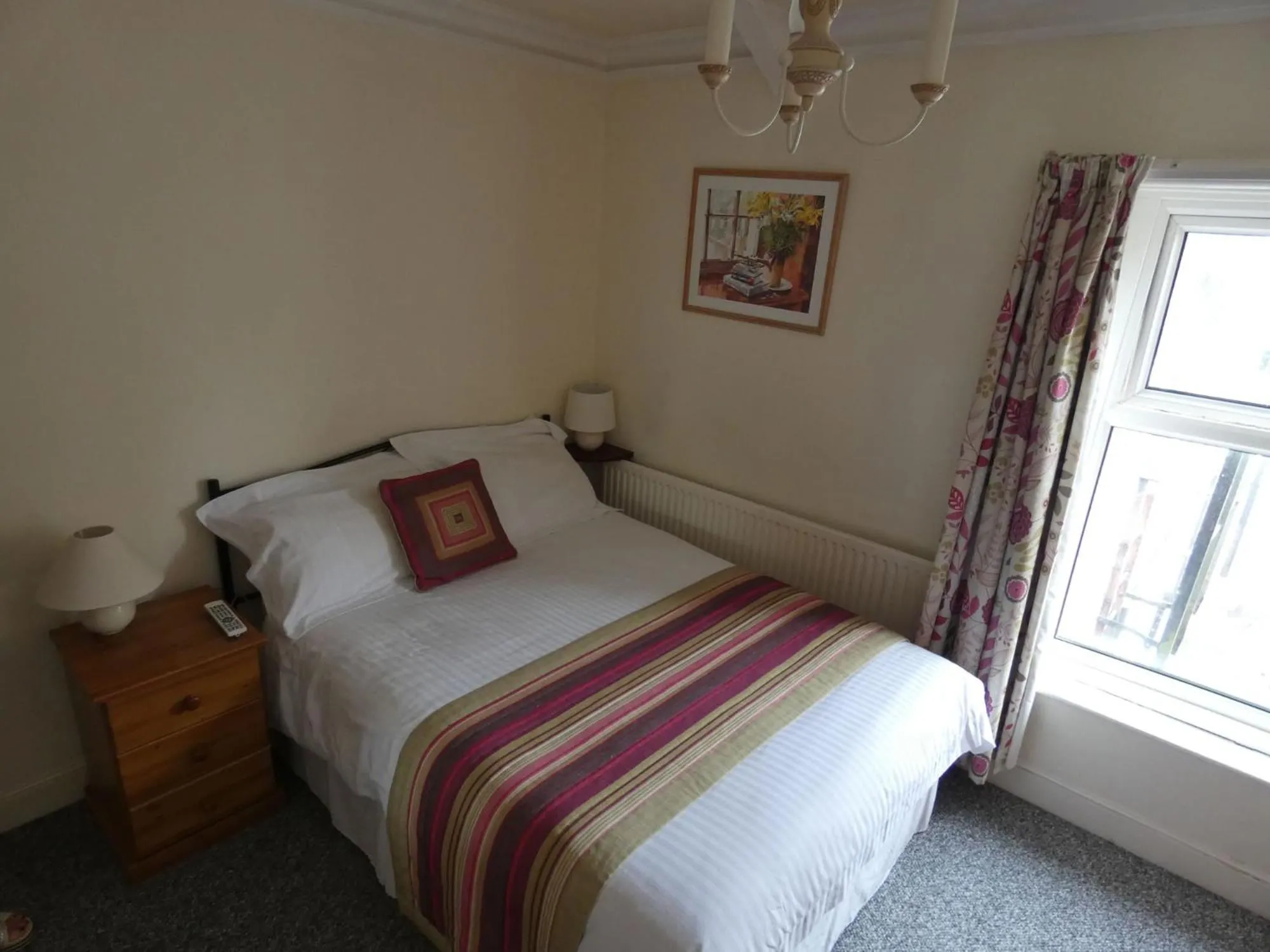 Bed in Hurst Dene Aparthotel