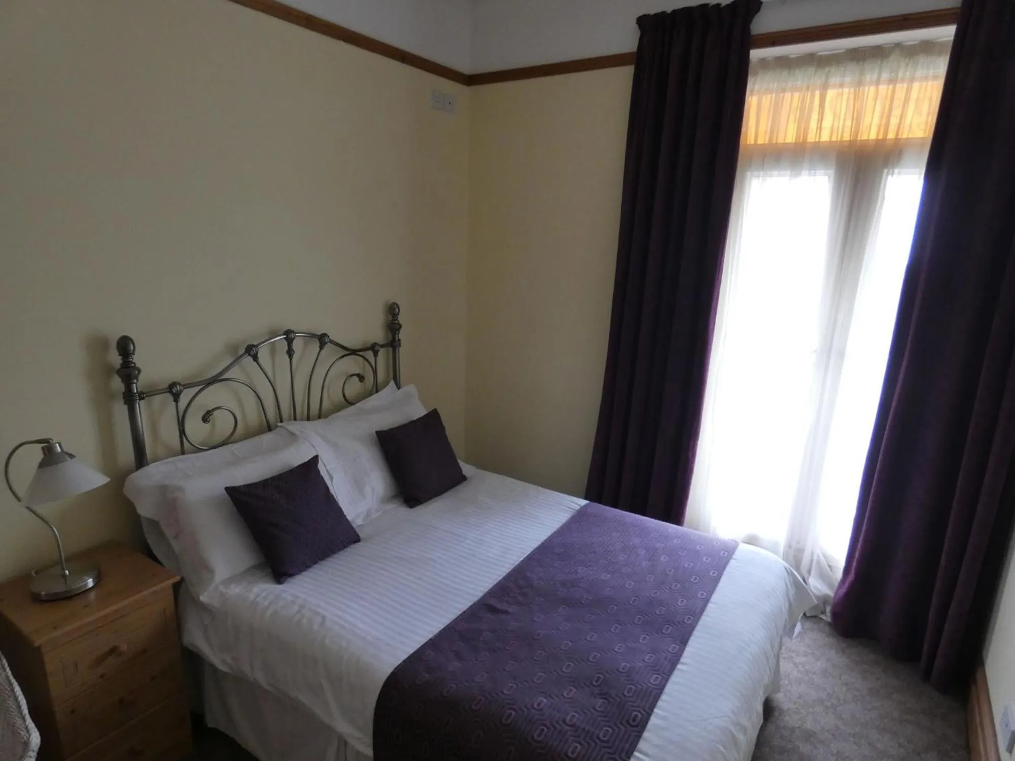 Bed in Hurst Dene Aparthotel