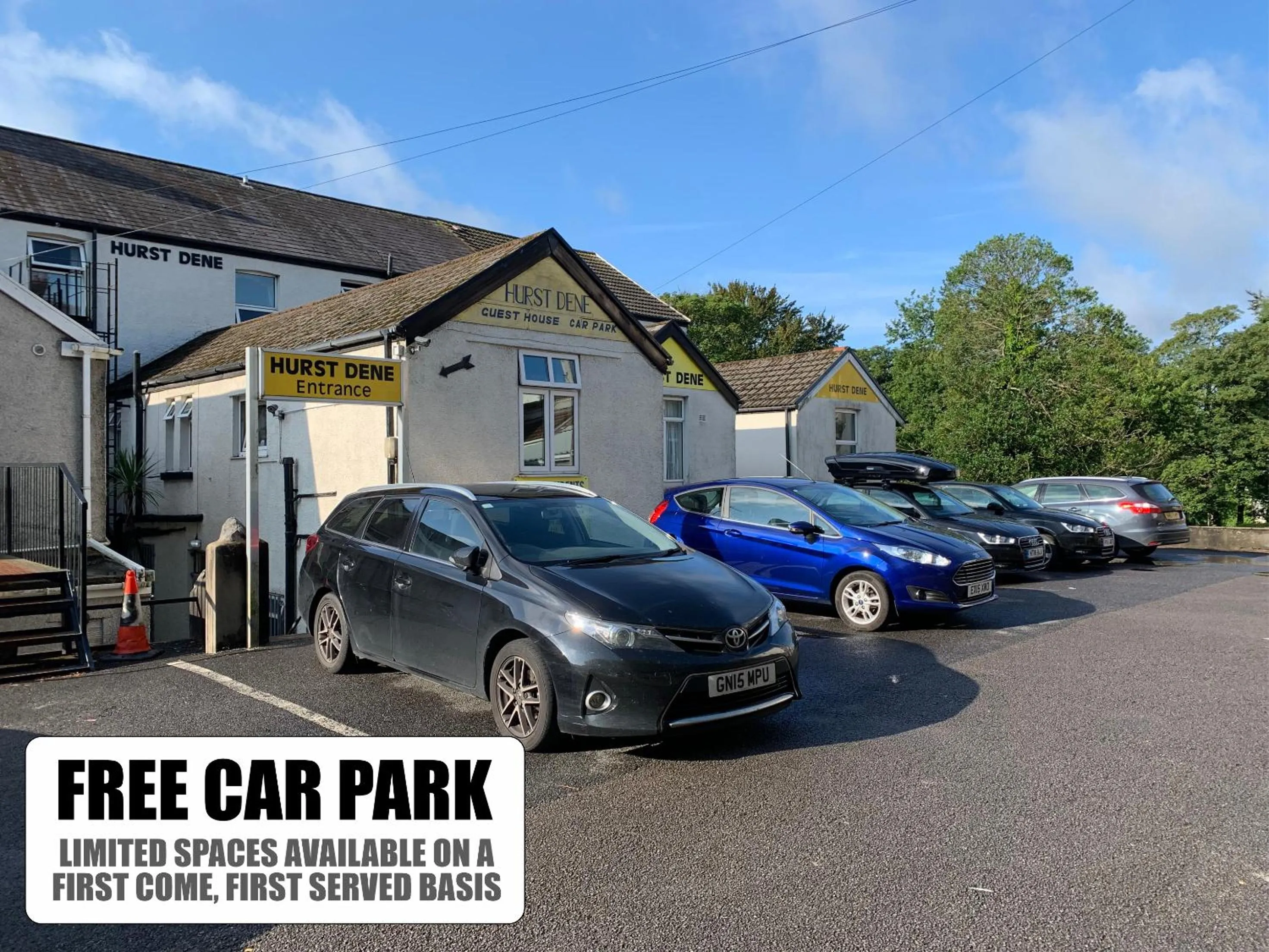 Parking in Hurst Dene Aparthotel