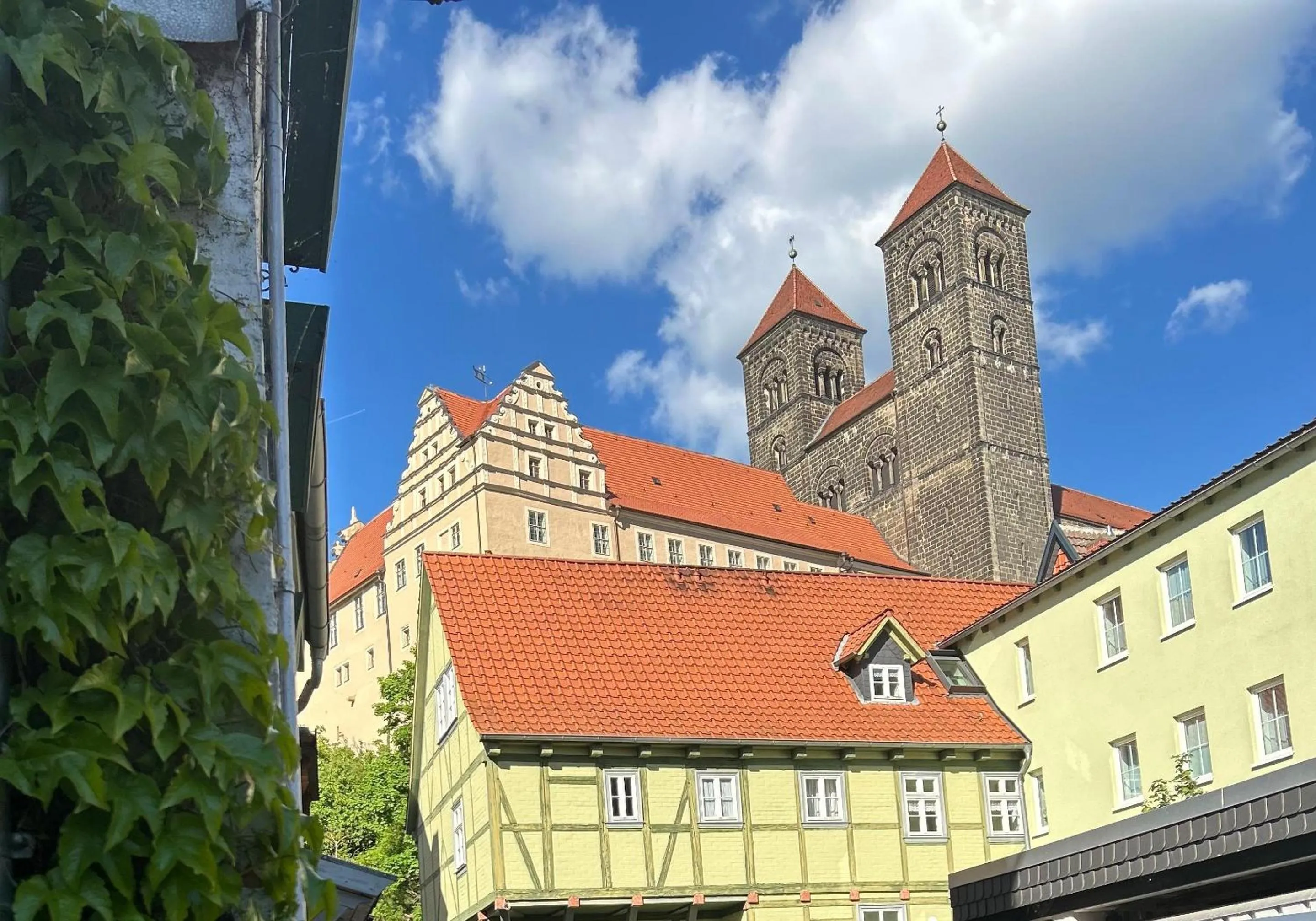 Property building in Hotel Domschatz