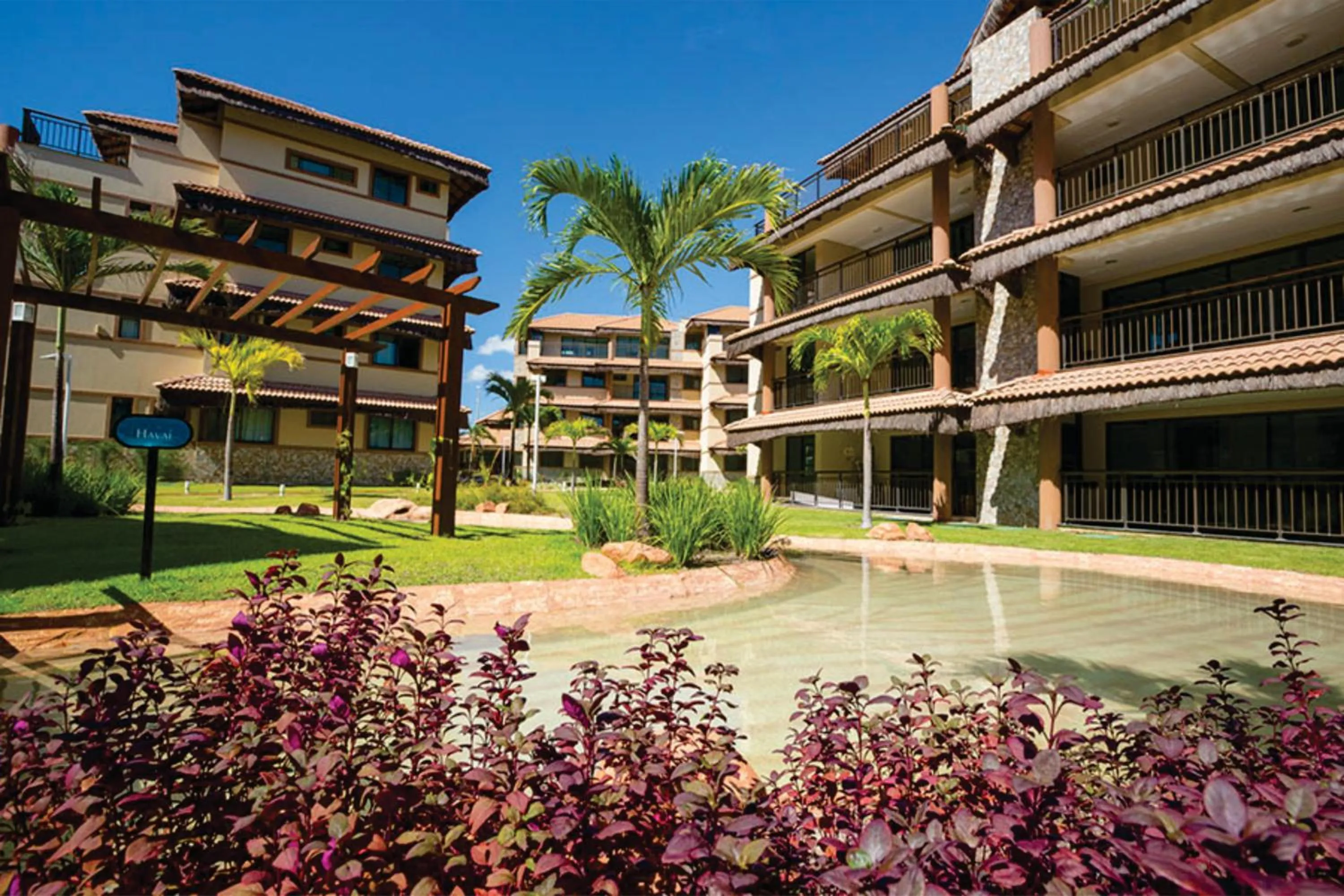 Property building in Manhattan Beach Riviera