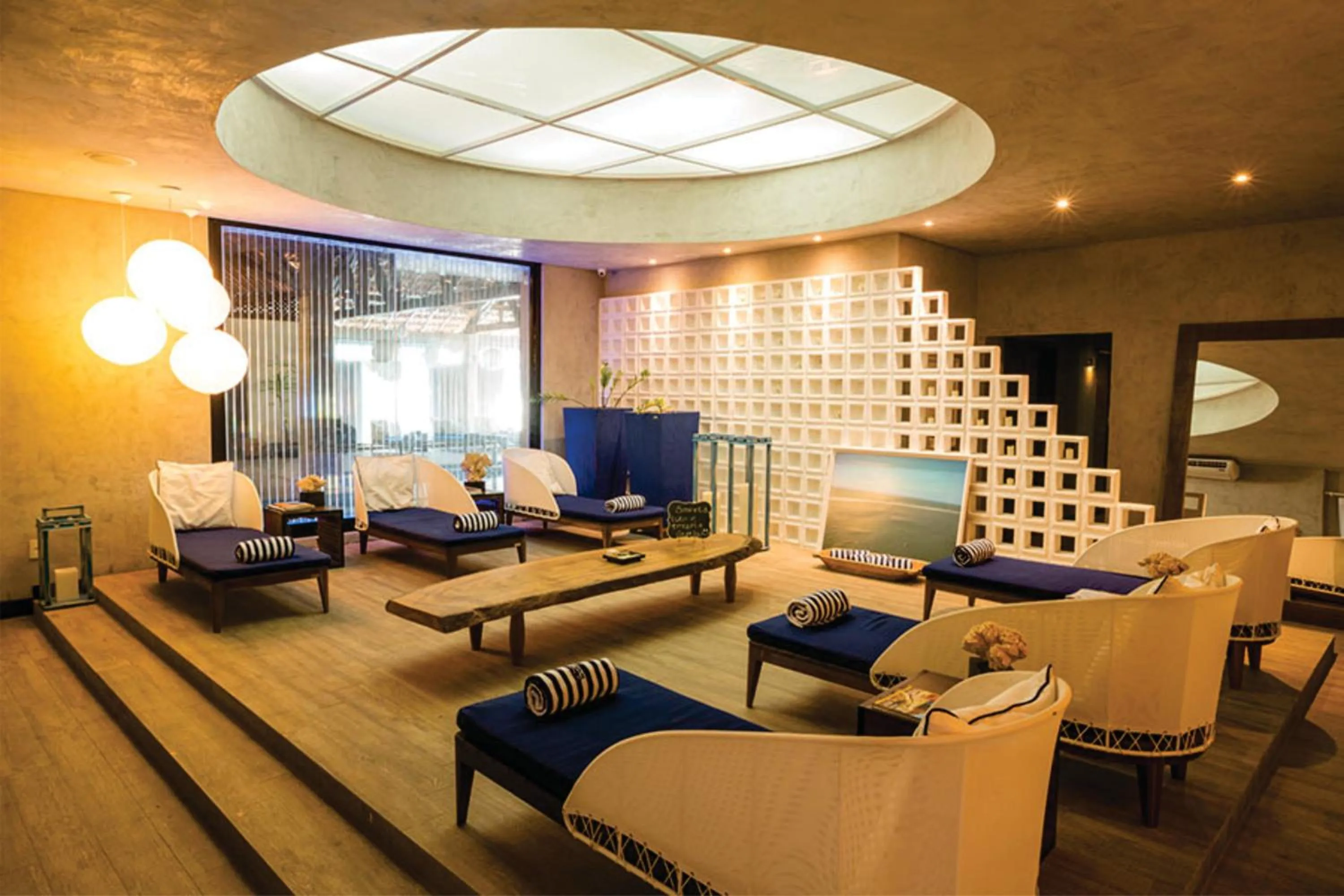 Spa and wellness centre/facilities in Manhattan Beach Riviera