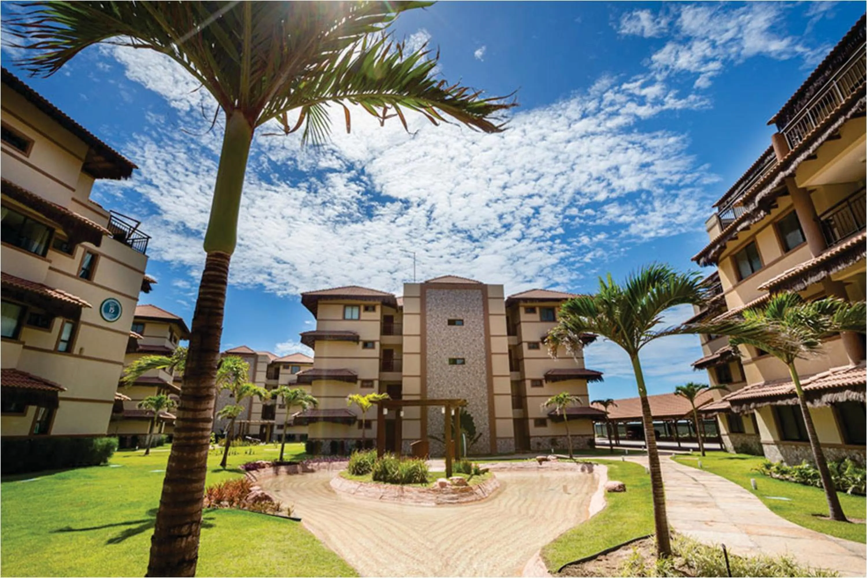 Property building in Manhattan Beach Riviera