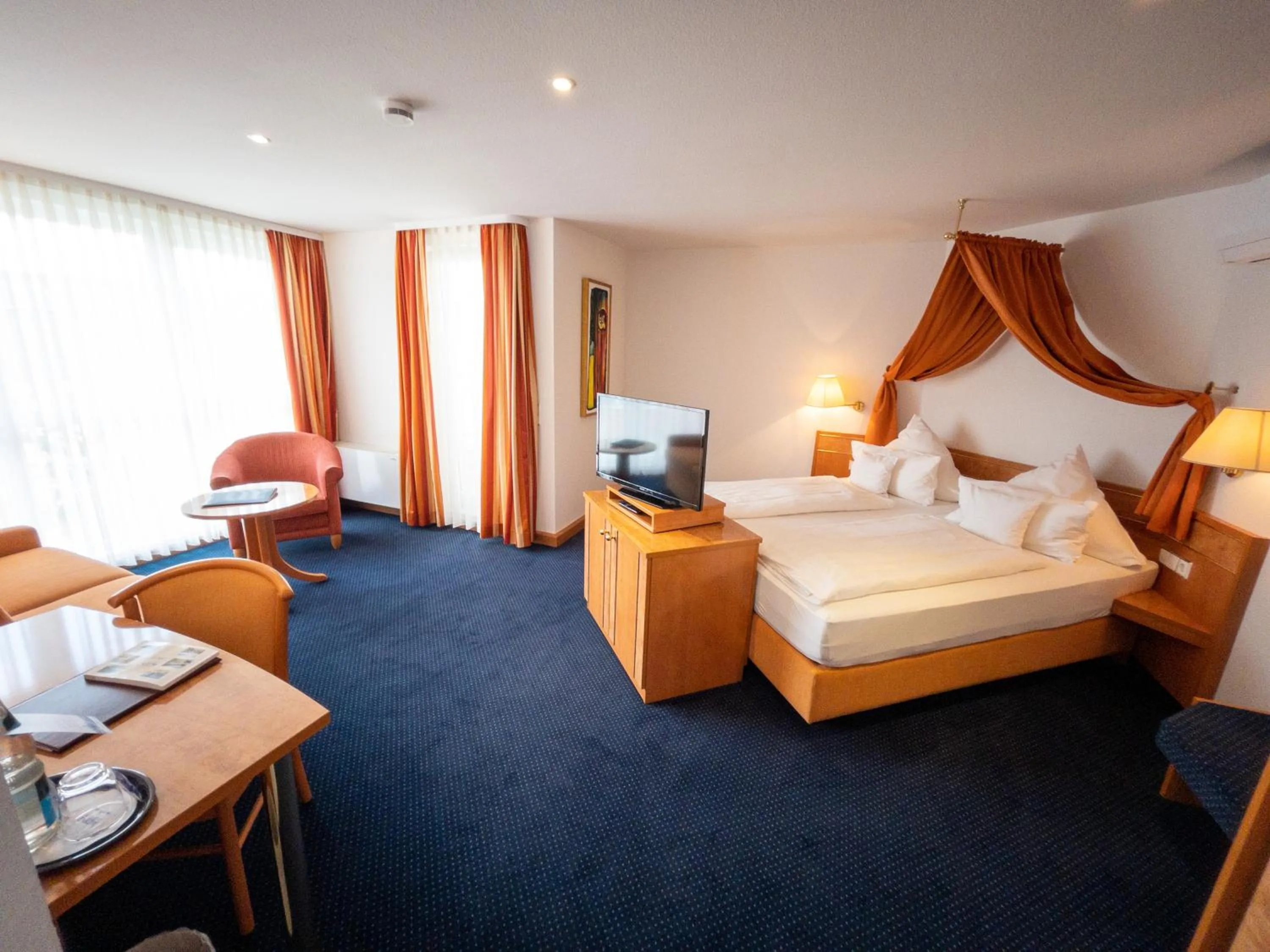 Photo of the whole room, Bed in Atrium Hotel Baden