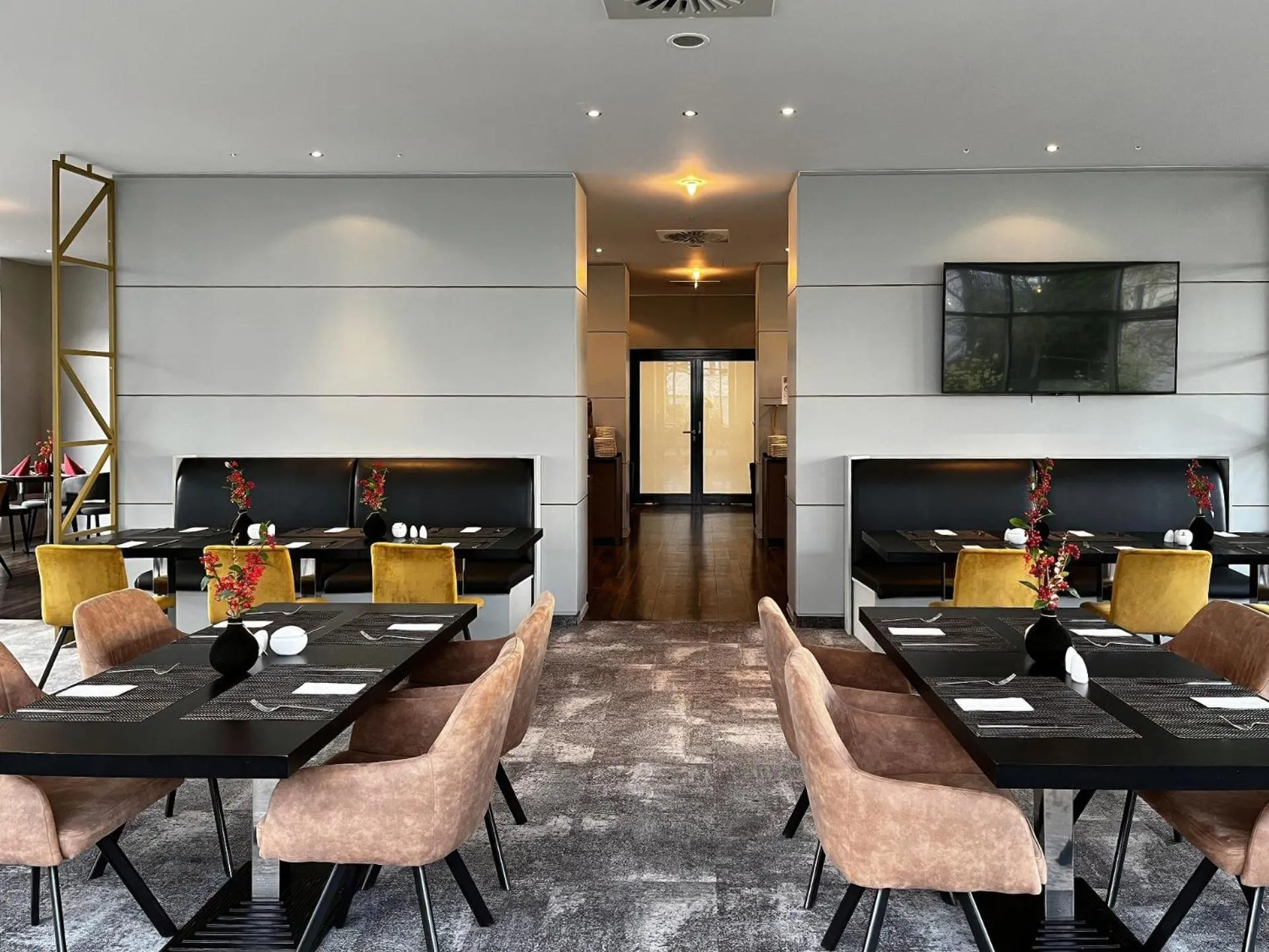 Restaurant/places to eat in Ramada by Wyndham Essen