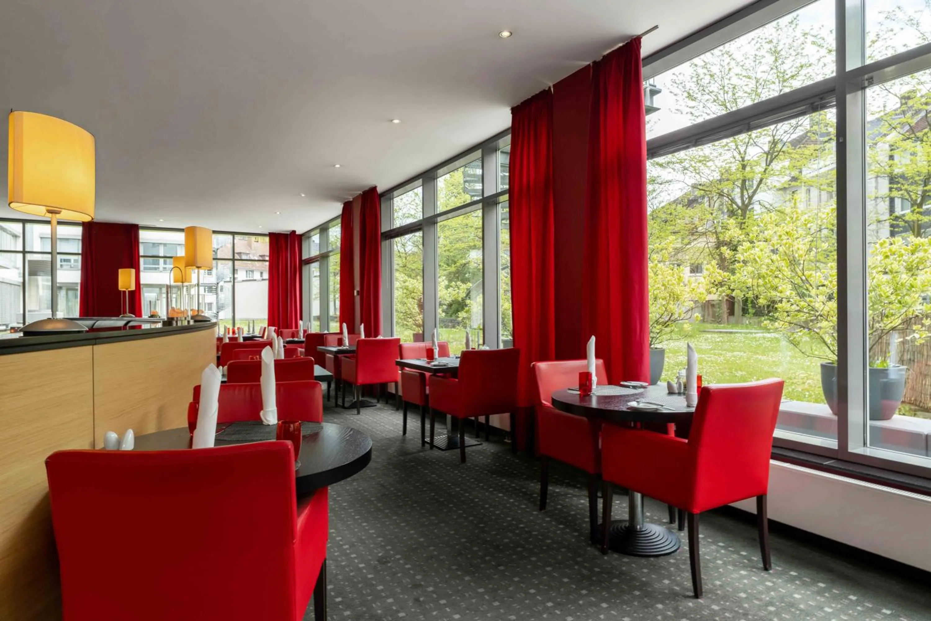 Restaurant/places to eat in Ramada by Wyndham Essen