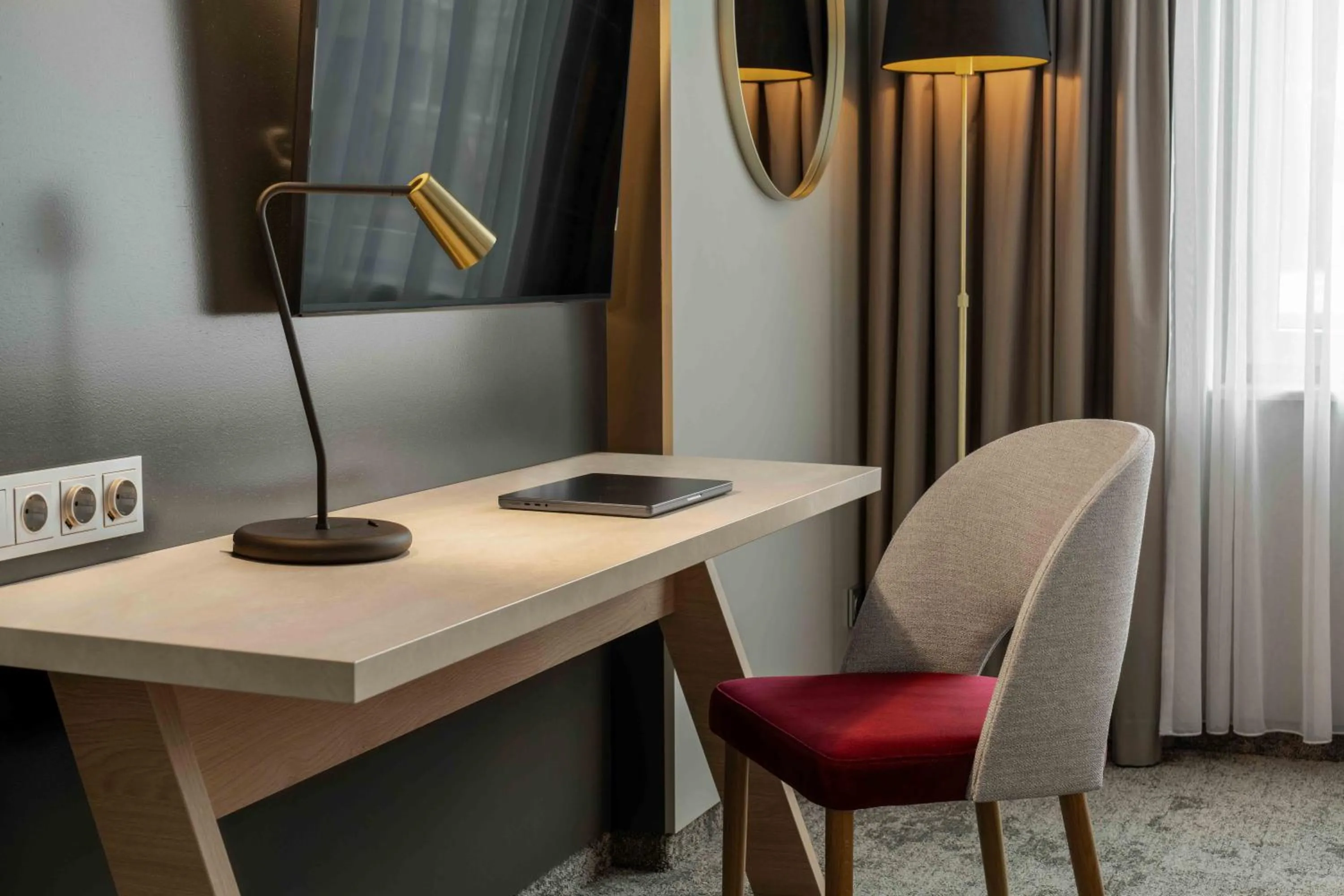 TV and multimedia in Ramada by Wyndham Essen