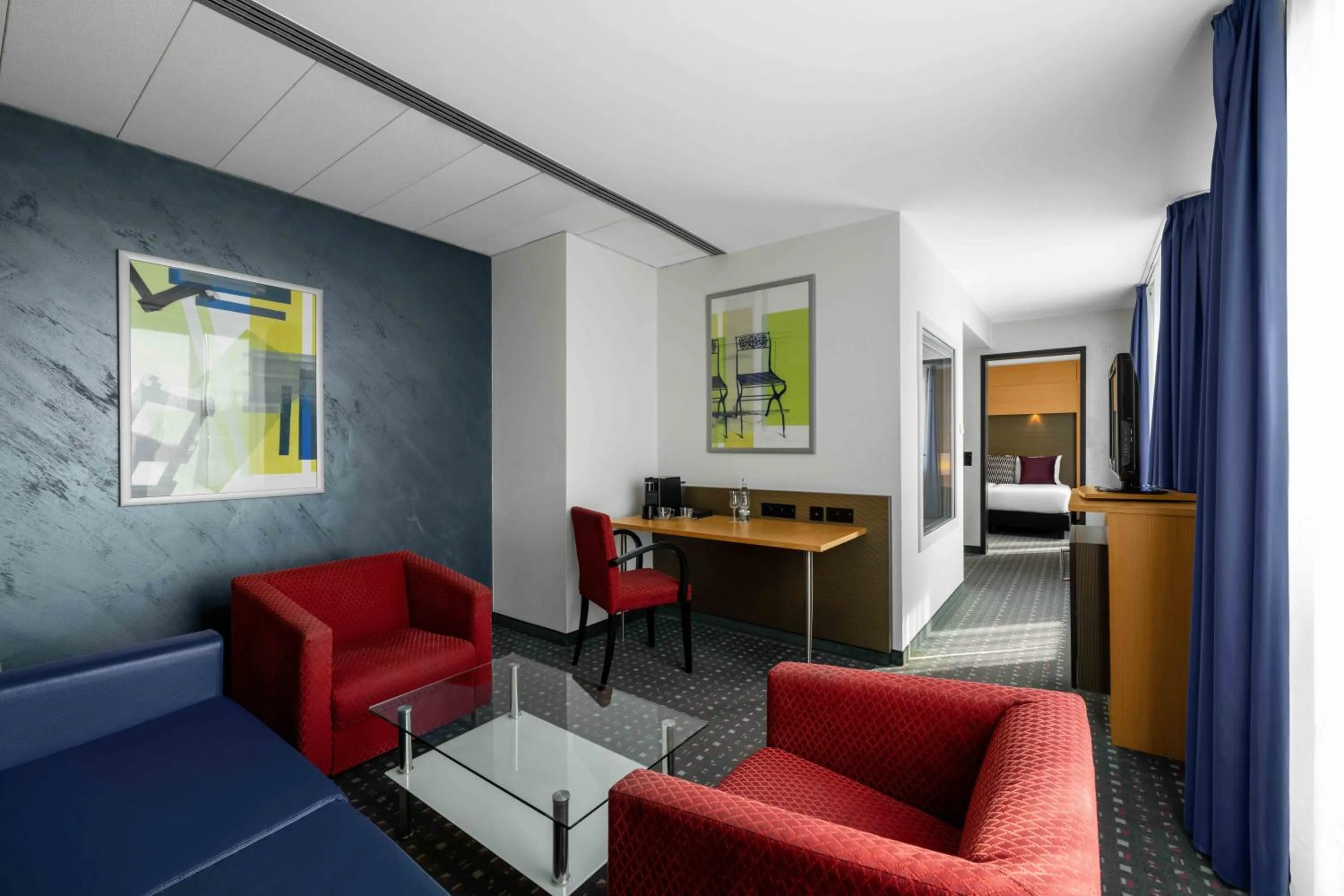 Living room in Ramada by Wyndham Essen