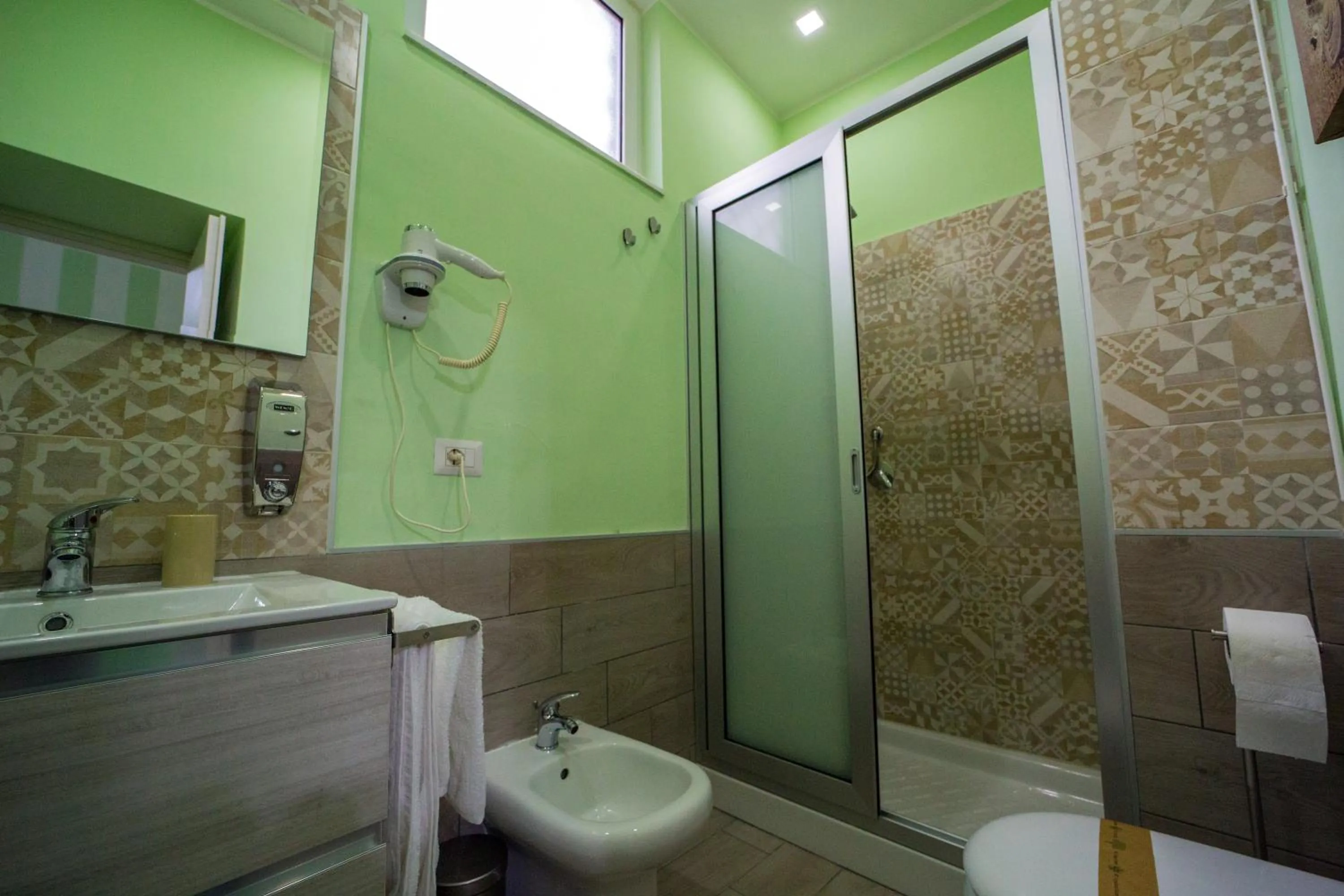 Toilet in Binario176