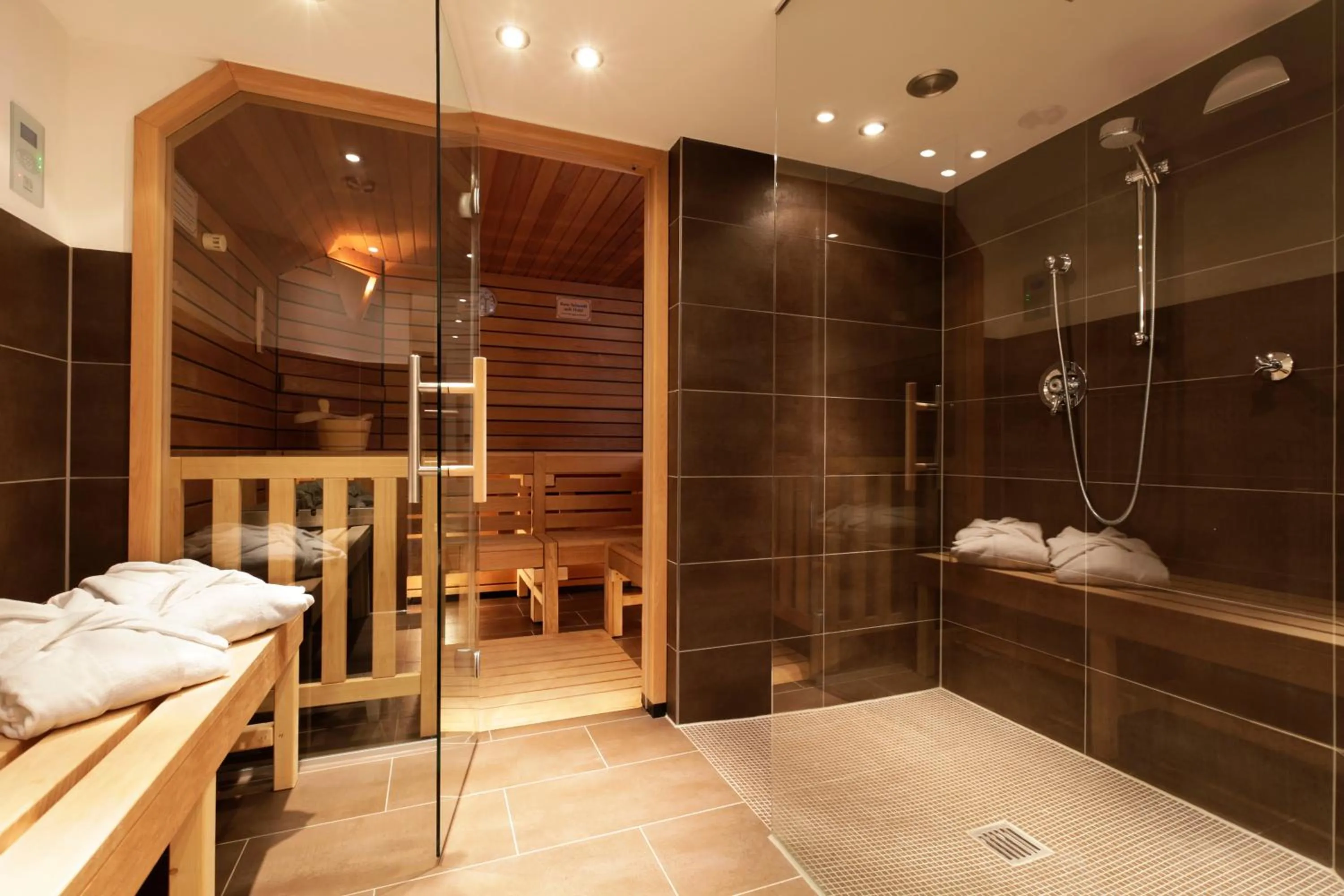 Sauna in Aussen Alster Hotel