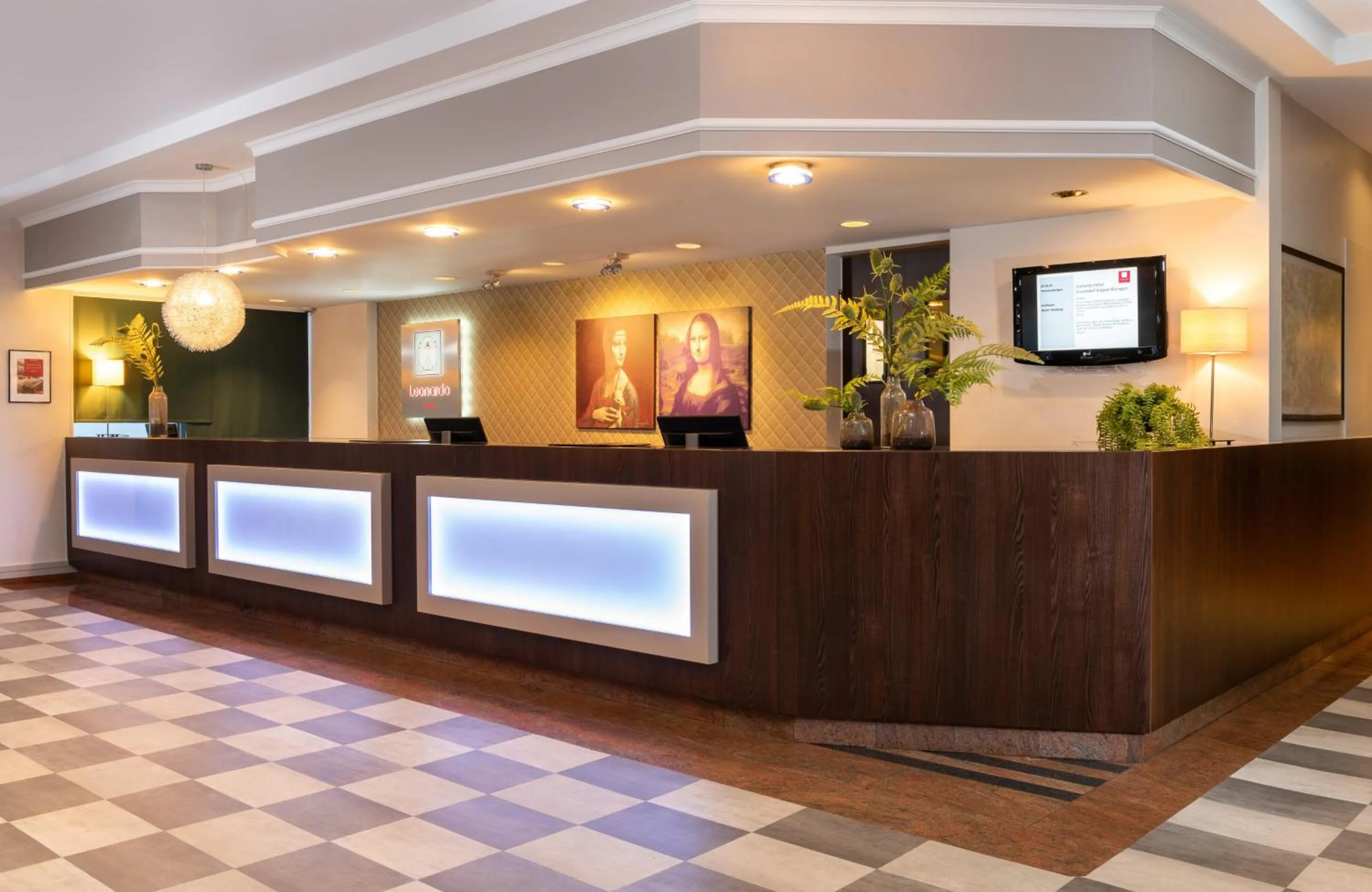 Lobby or reception in Leonardo Hotel Düsseldorf Airport Ratingen