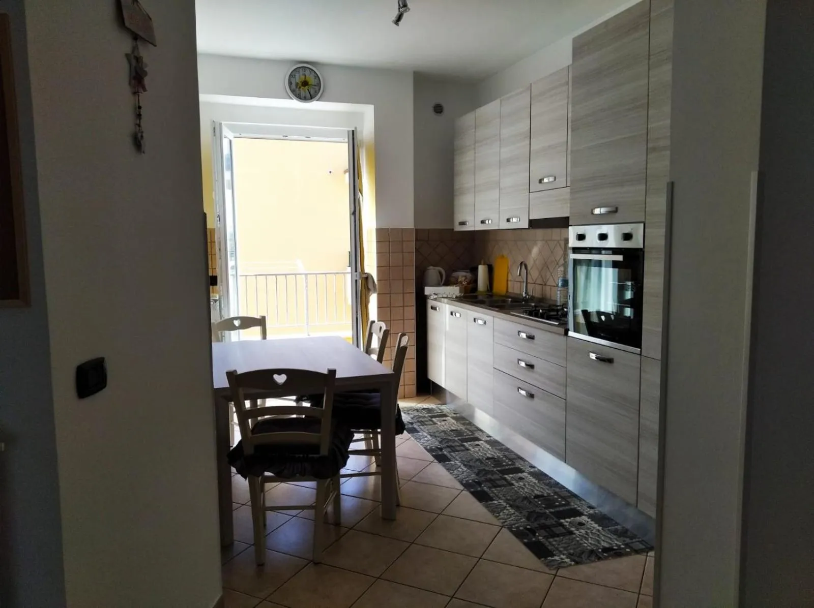 Kitchen or kitchenette in Casa vacanze GALA