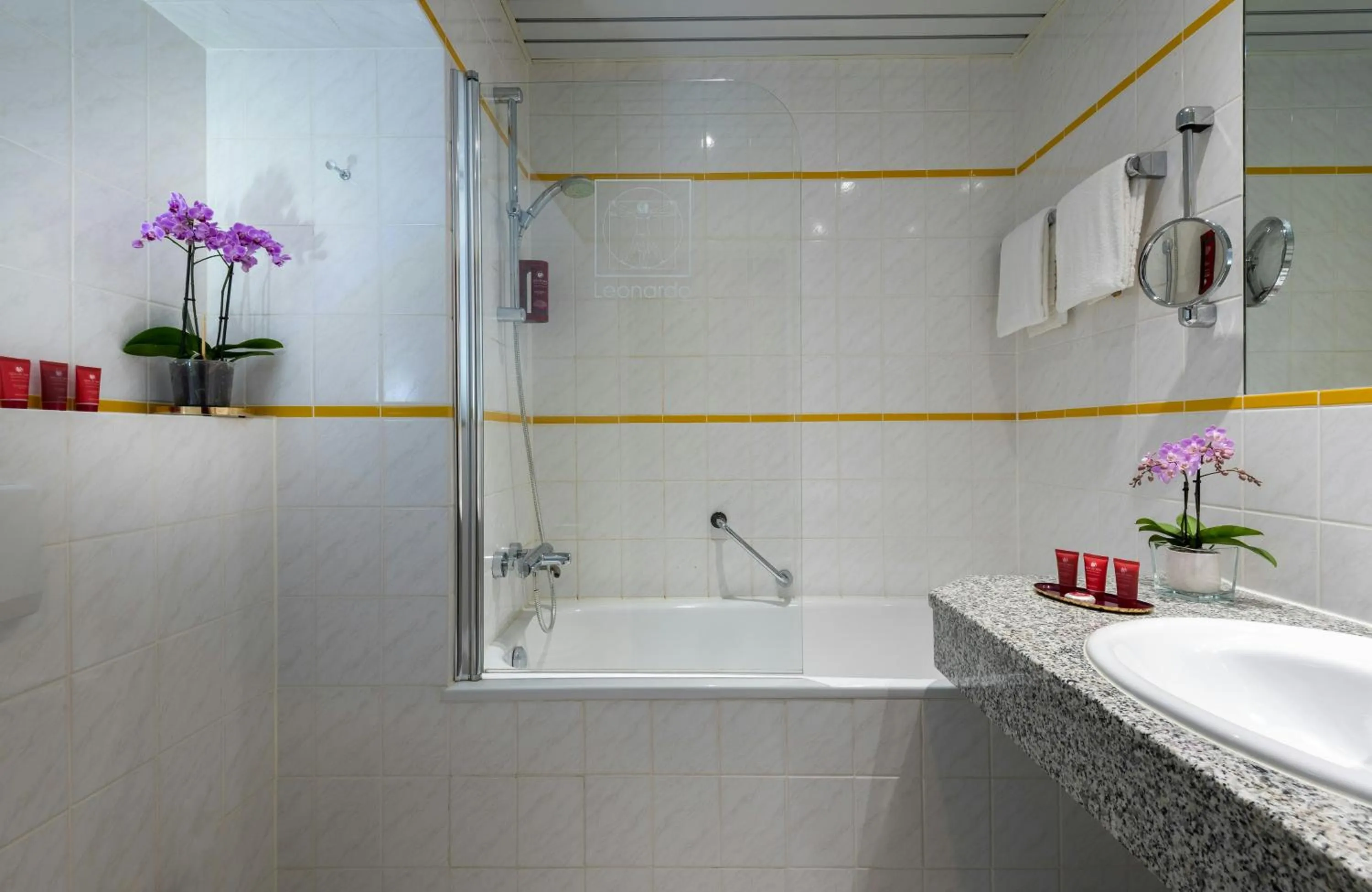 Bathroom in Leonardo Hotel Frankfurt City South