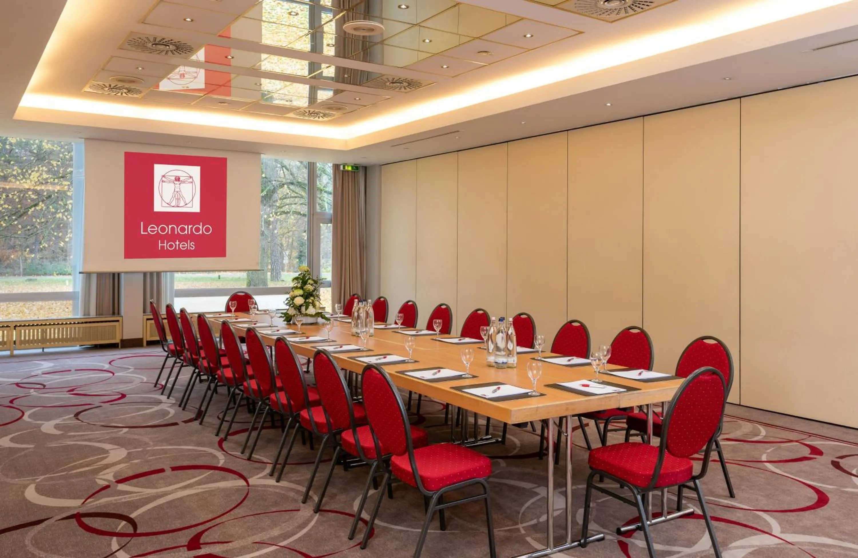 Meeting/conference room in Leonardo Hotel Frankfurt City South