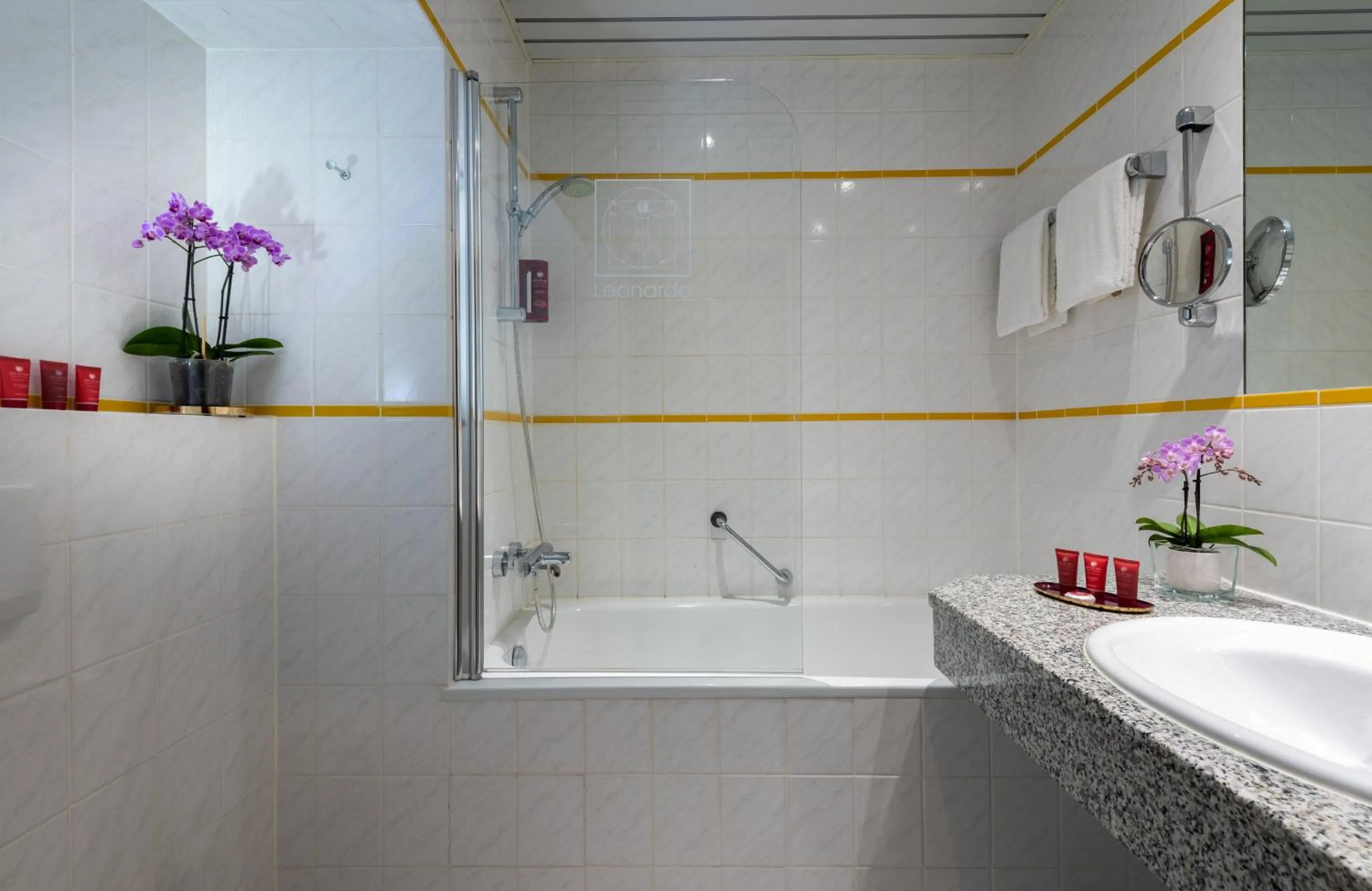 Bathroom in Leonardo Hotel Frankfurt City South