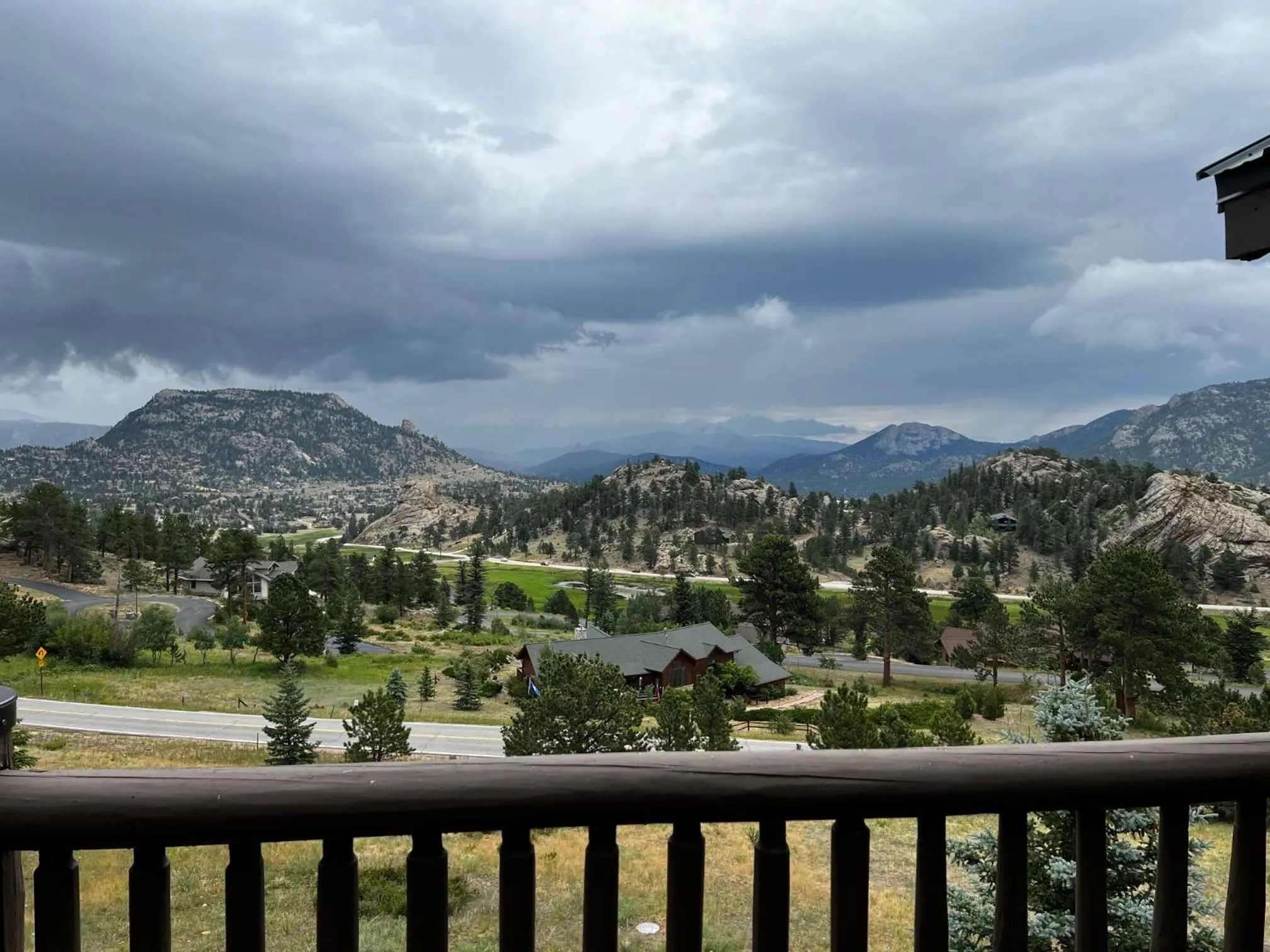 Natural landscape in Taharaa Mountain Lodge