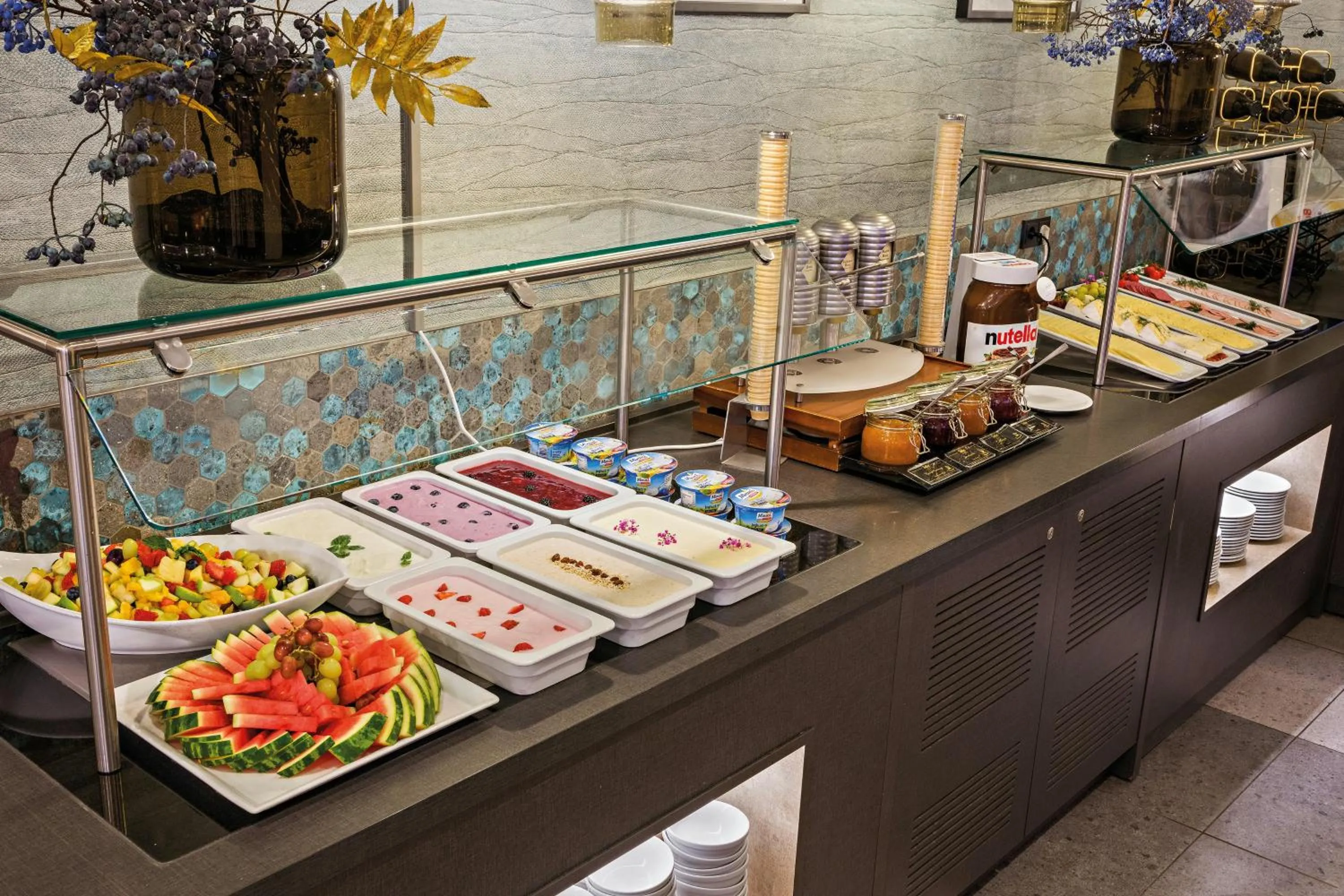 Breakfast in Leonardo Royal Hotel Frankfurt