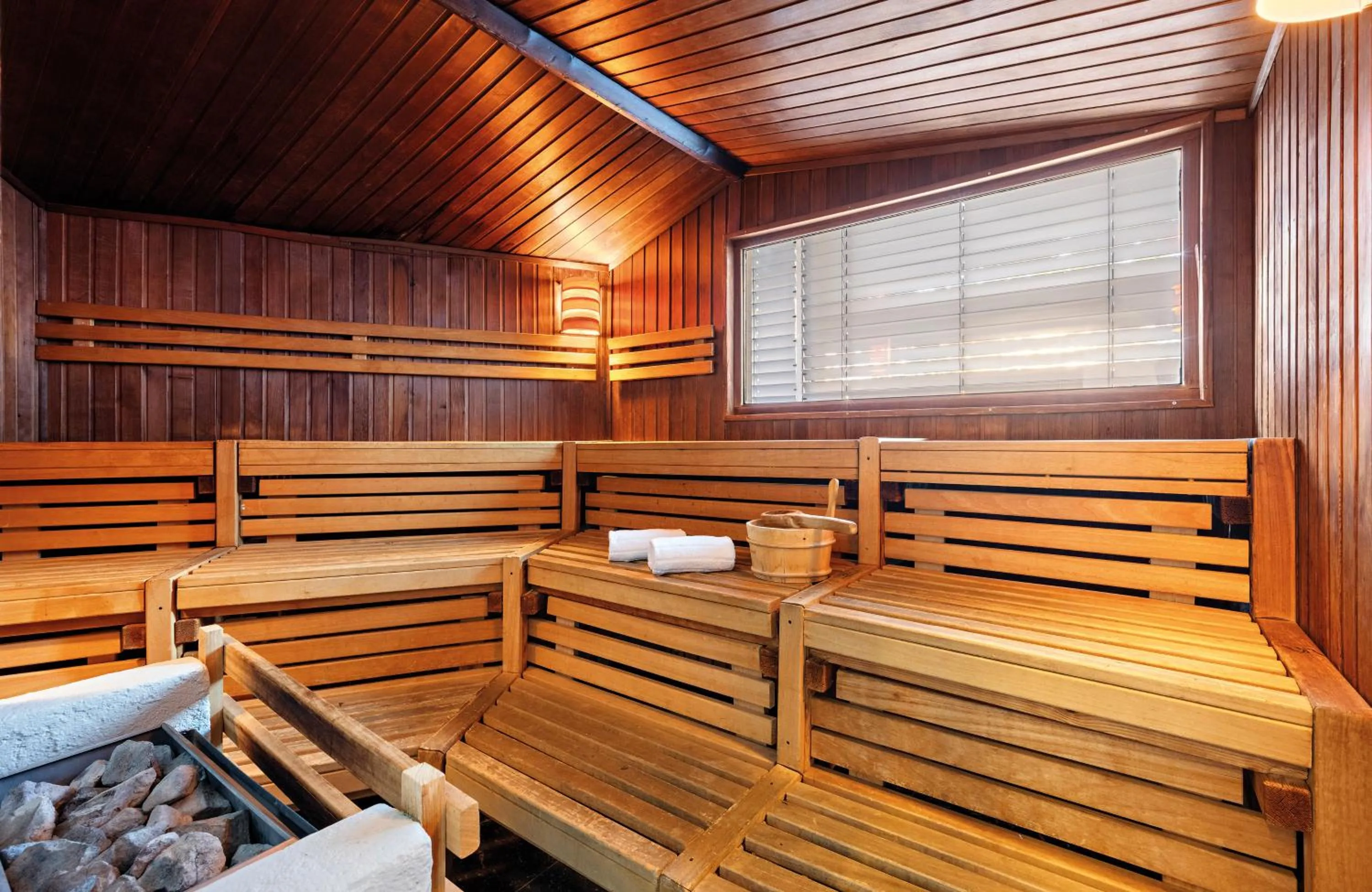 Sauna in Leonardo Royal Hotel Frankfurt