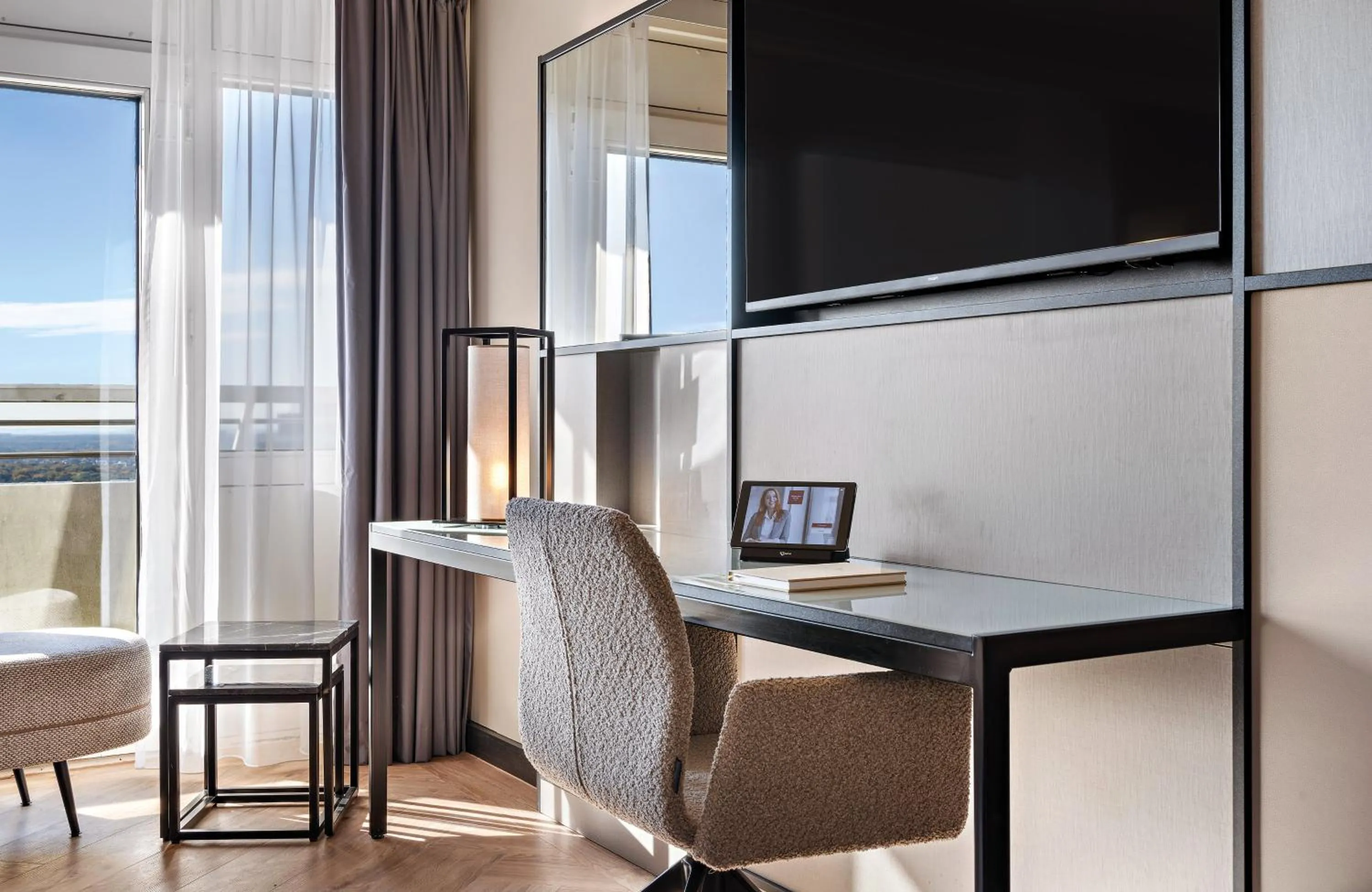 Photo of the whole room in Leonardo Royal Hotel Frankfurt