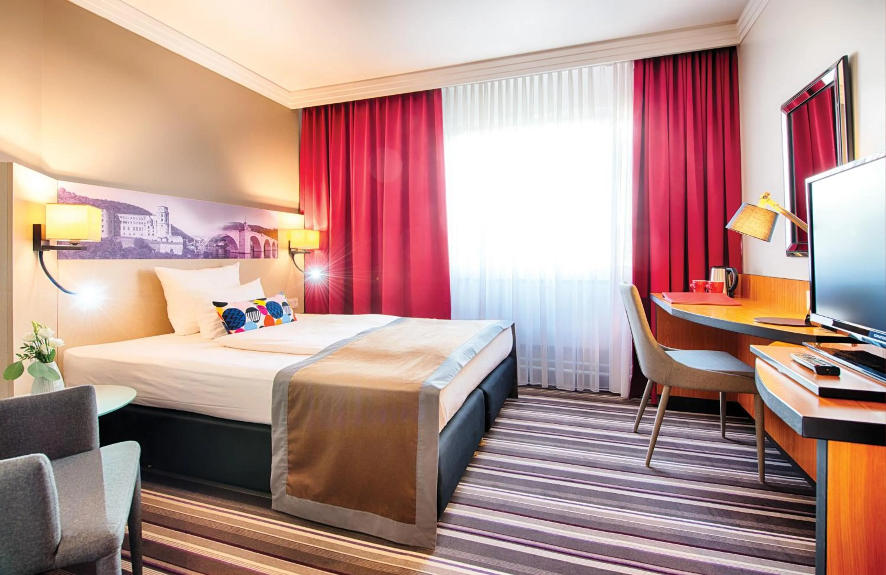 Photo of the whole room, Bed in Leonardo Hotel Heidelberg