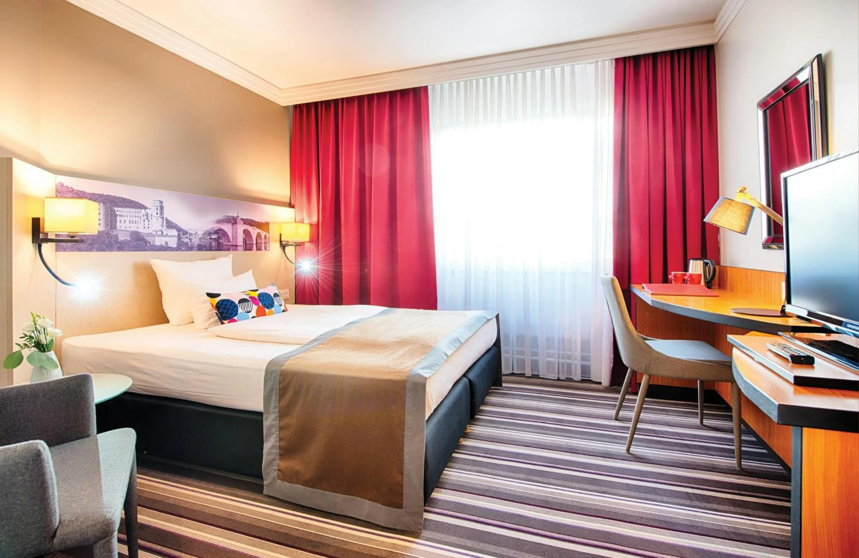 Photo of the whole room, Bed in Leonardo Hotel Heidelberg