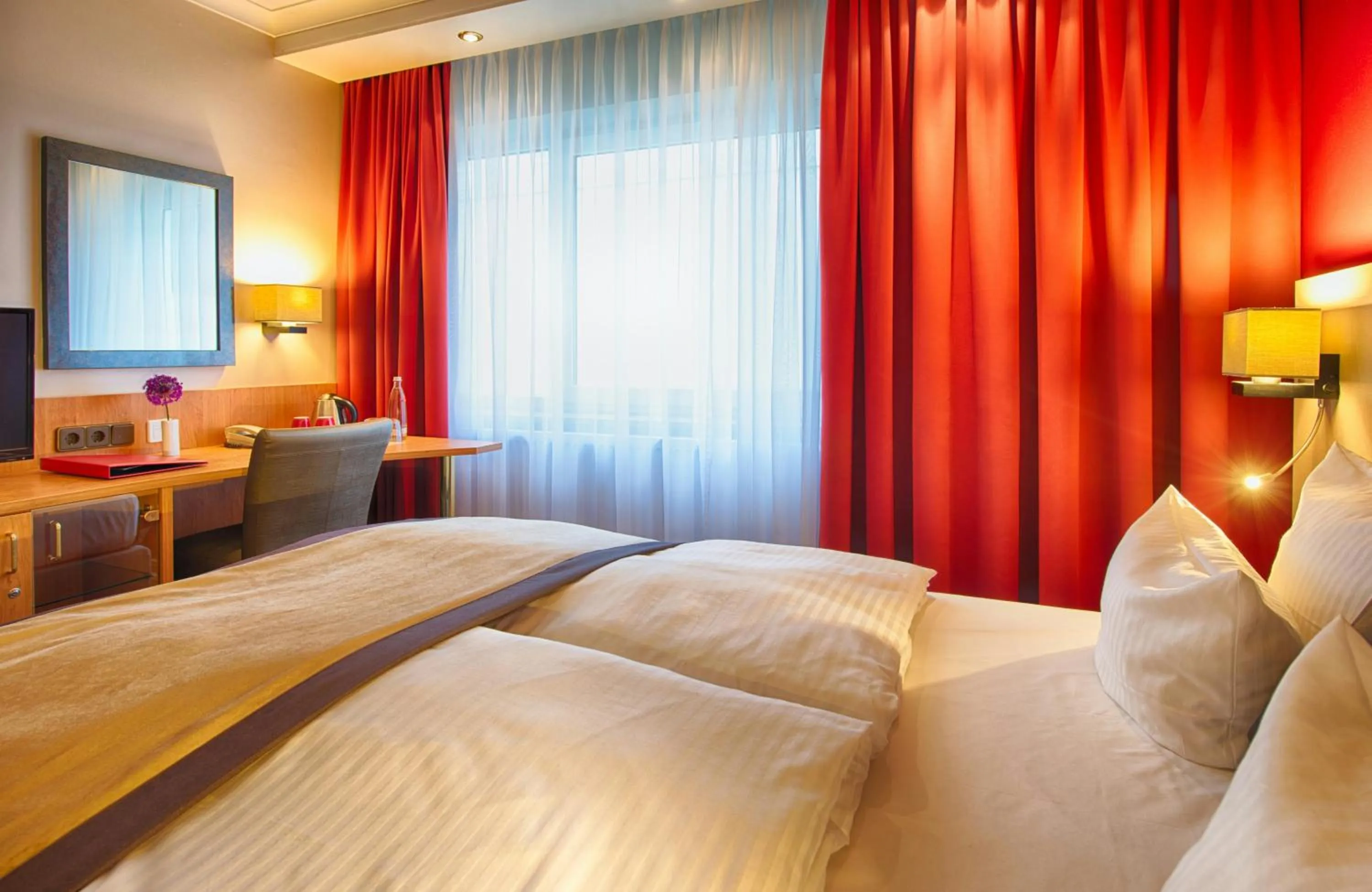 Photo of the whole room, Bed in Leonardo Hotel Heidelberg