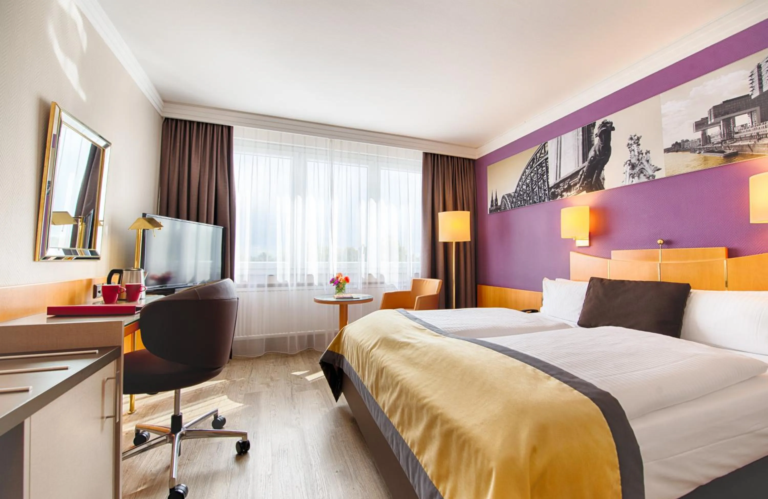 Photo of the whole room, Bed in Leonardo Royal Hotel Köln - Am Stadtwald