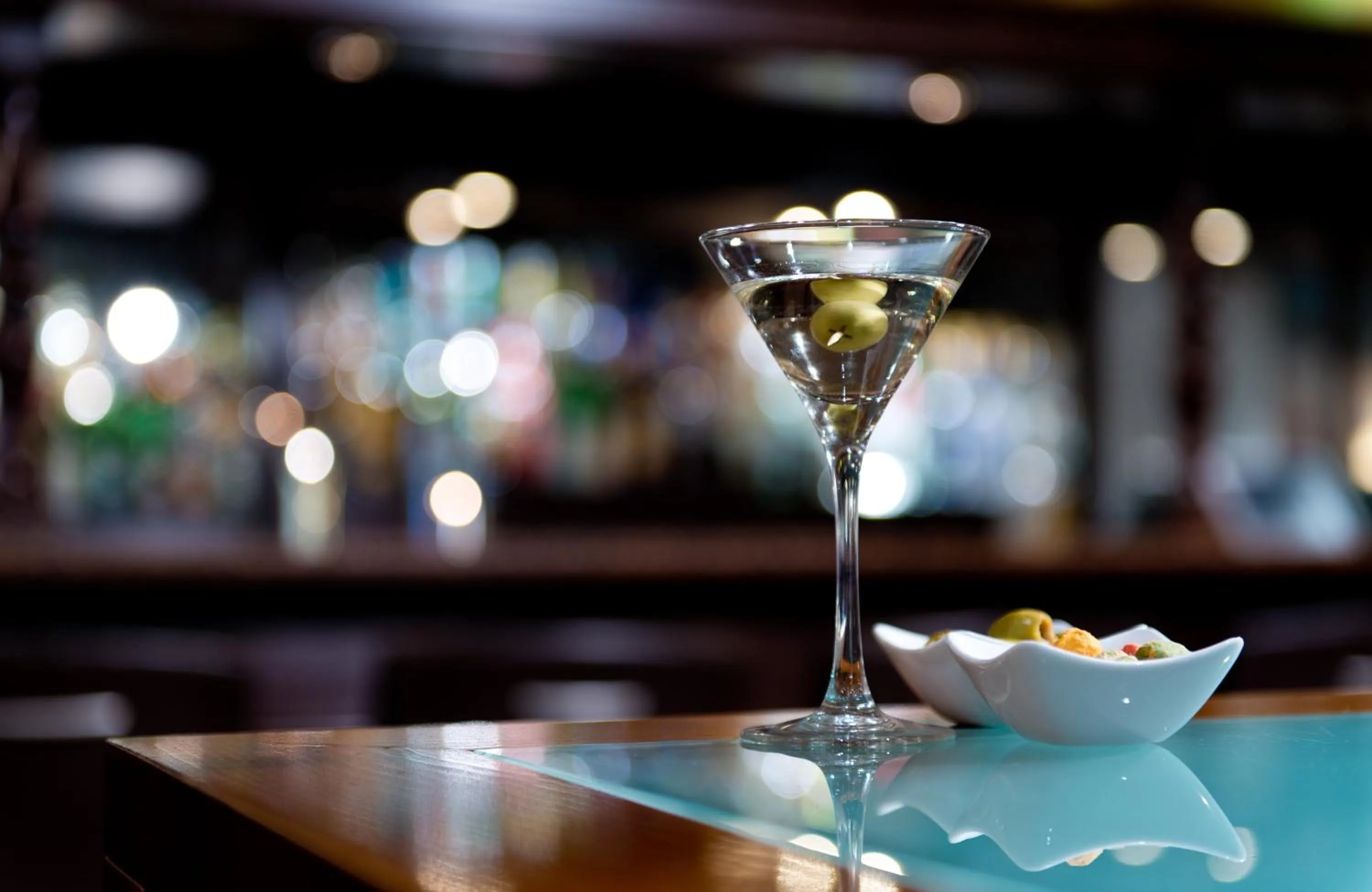 Lounge or bar in Leonardo Hotel Köln Bonn Airport