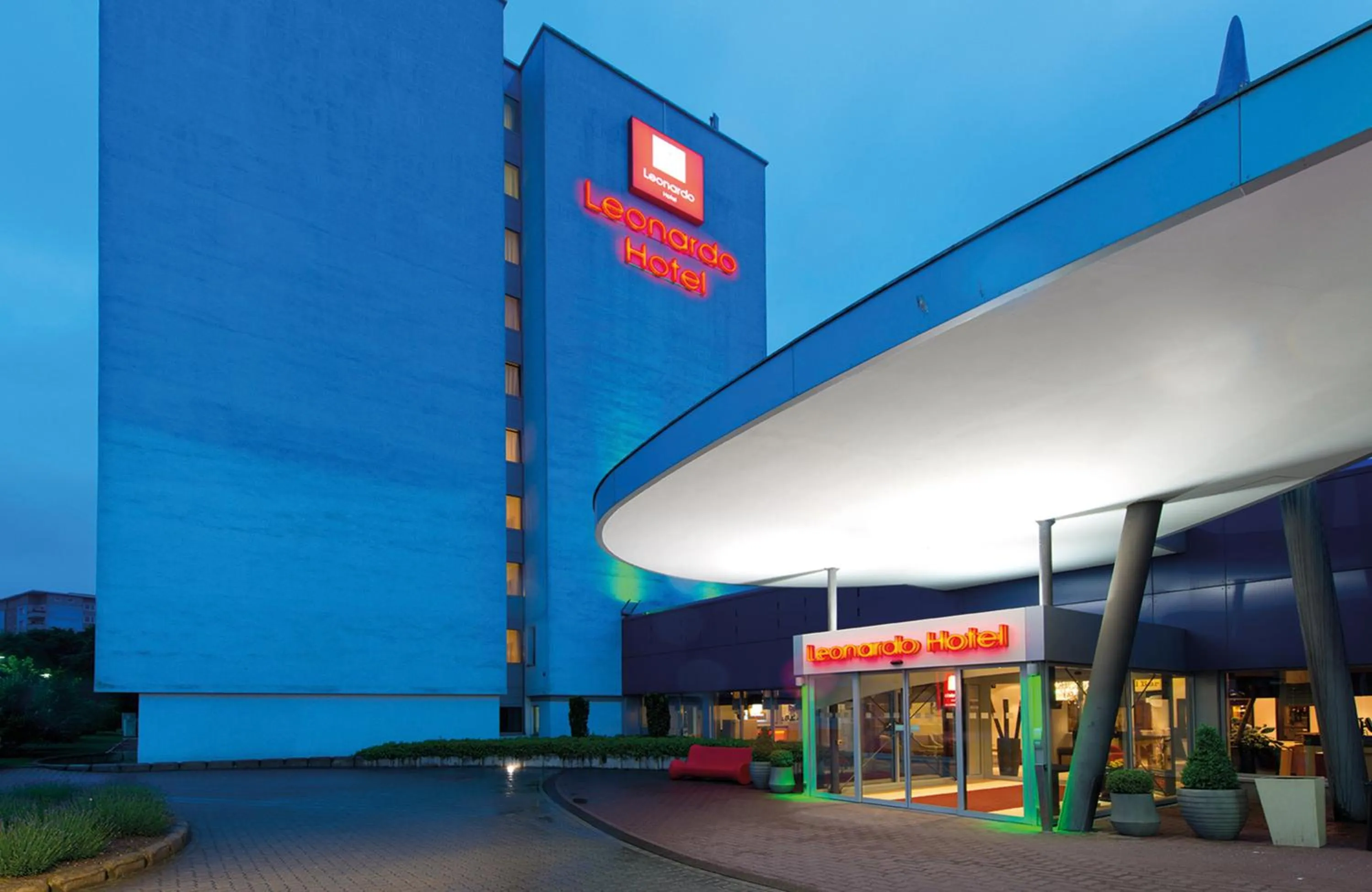 Facade/entrance in Leonardo Hotel Wolfsburg City Center