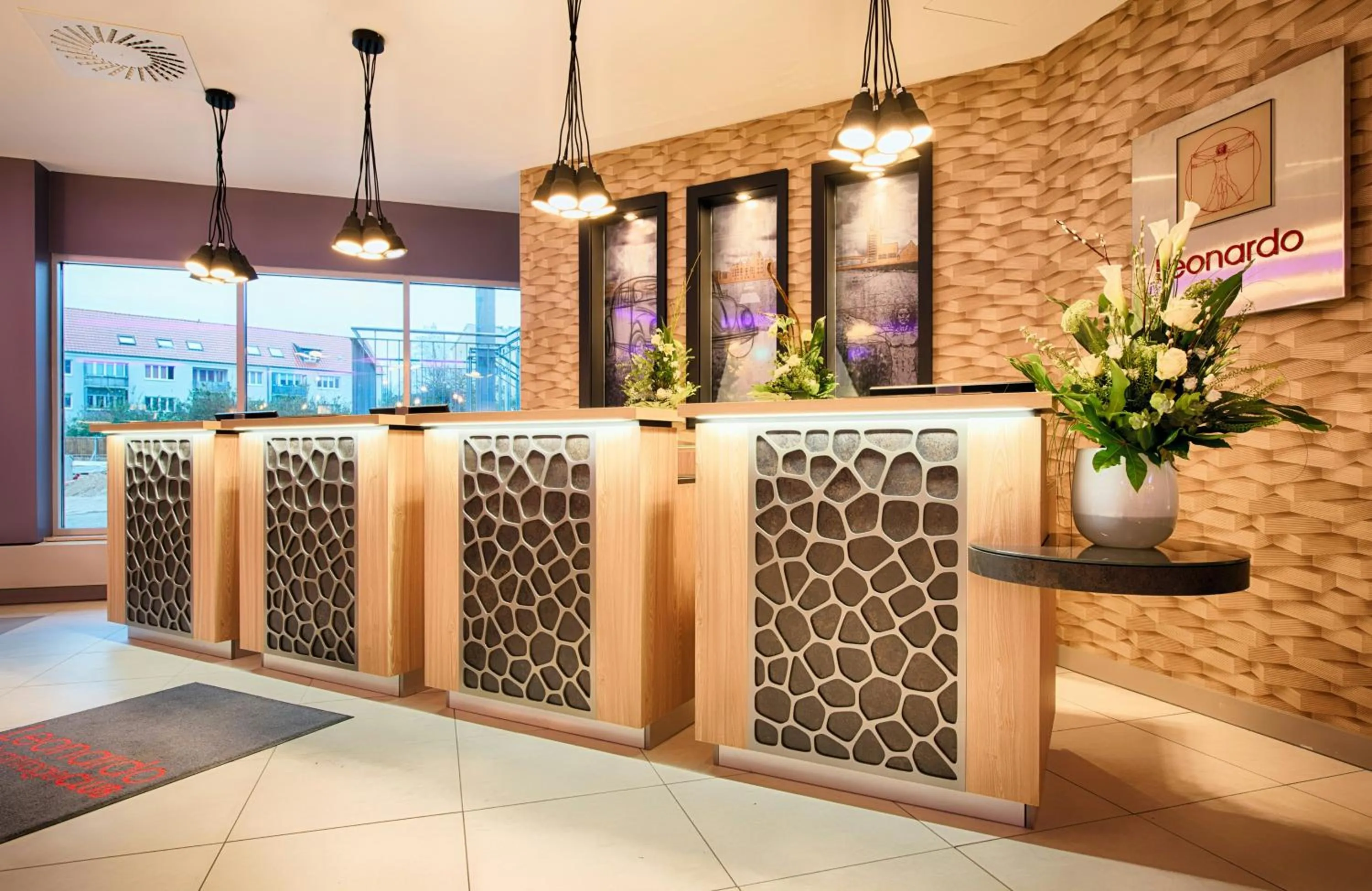 Lobby or reception in Leonardo Hotel Wolfsburg City Center