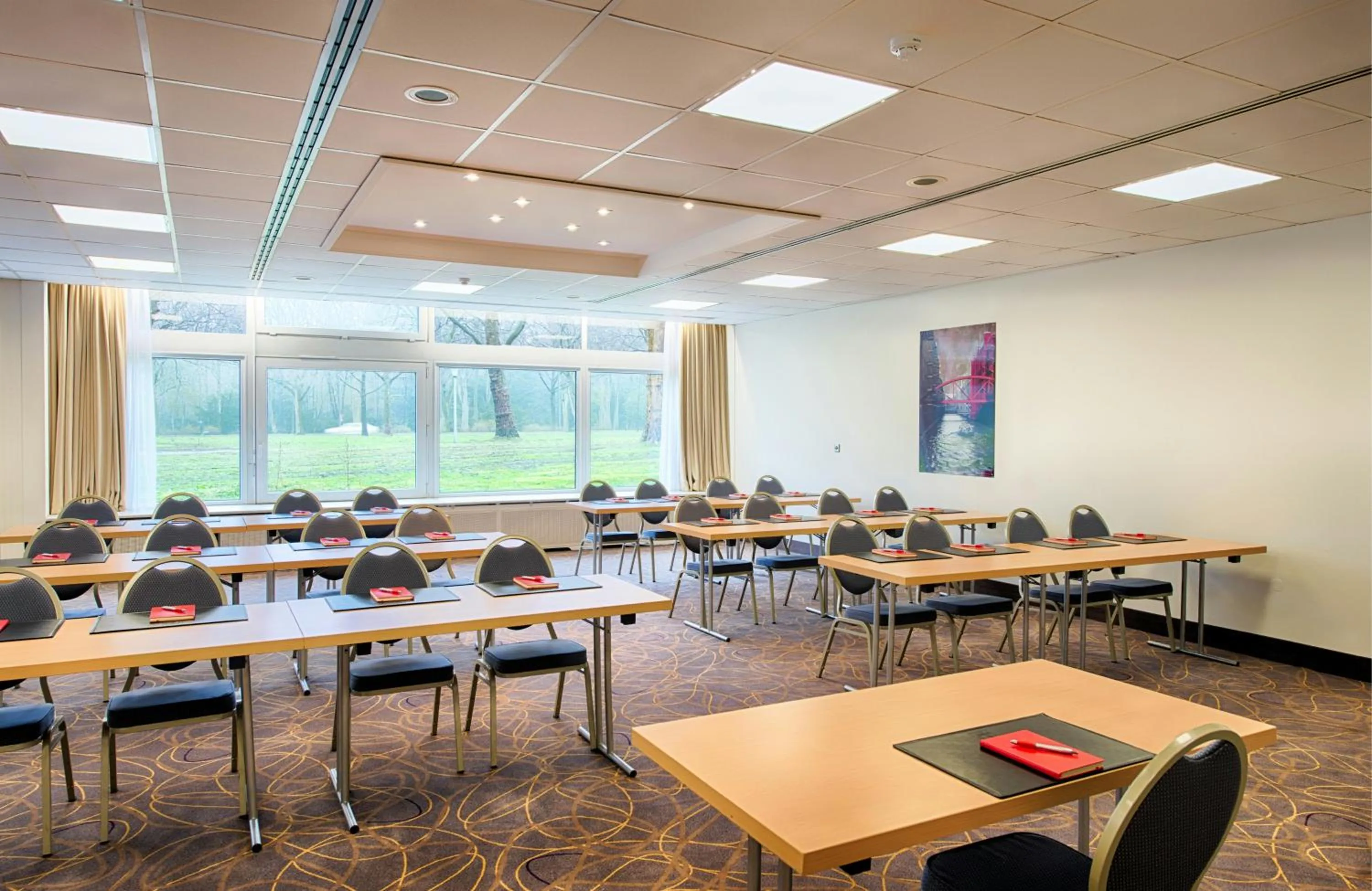 Meeting/conference room in Leonardo Hotel Hamburg City Nord
