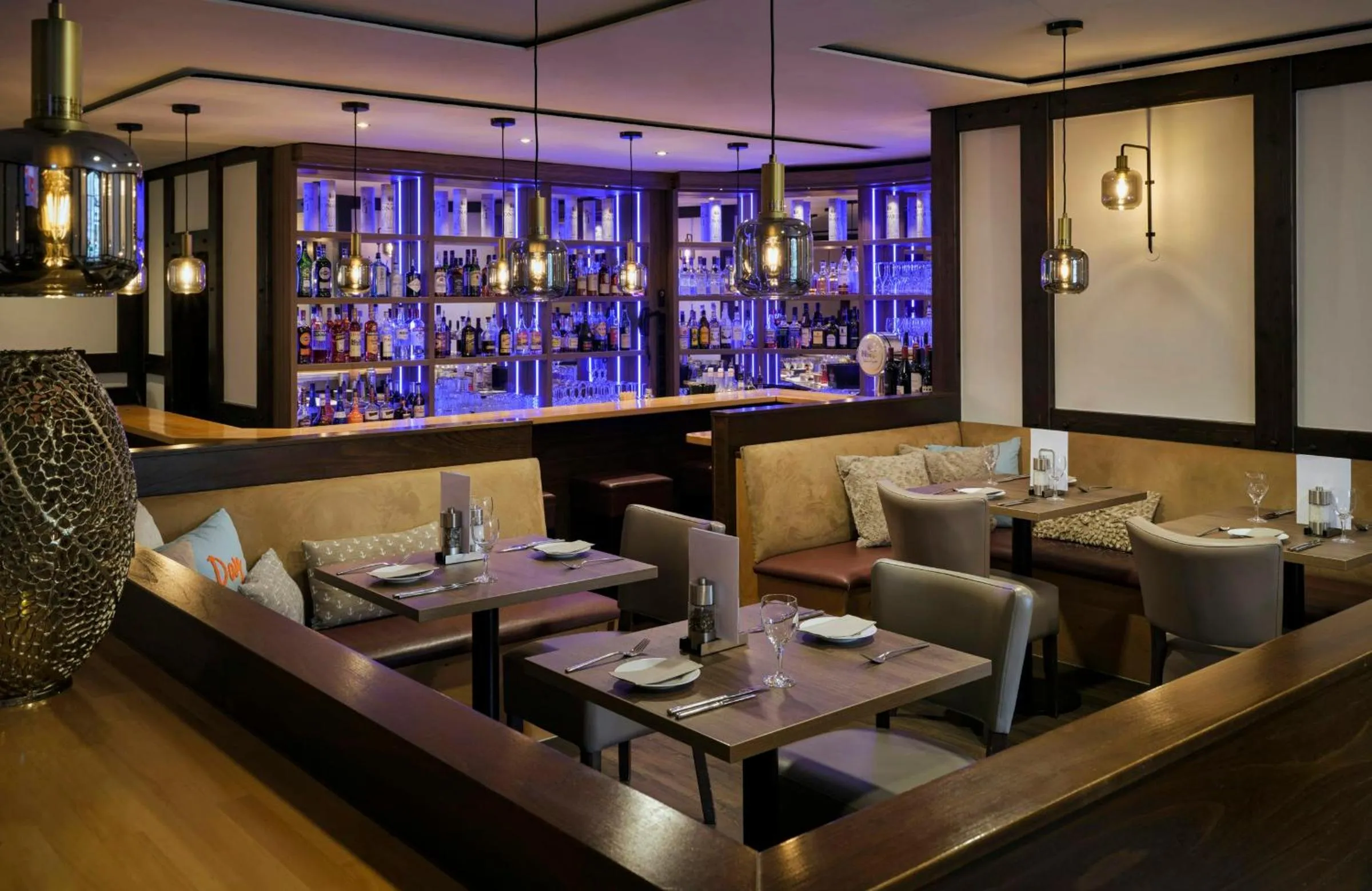 Restaurant/places to eat in Leonardo Hotel Hamburg City Nord