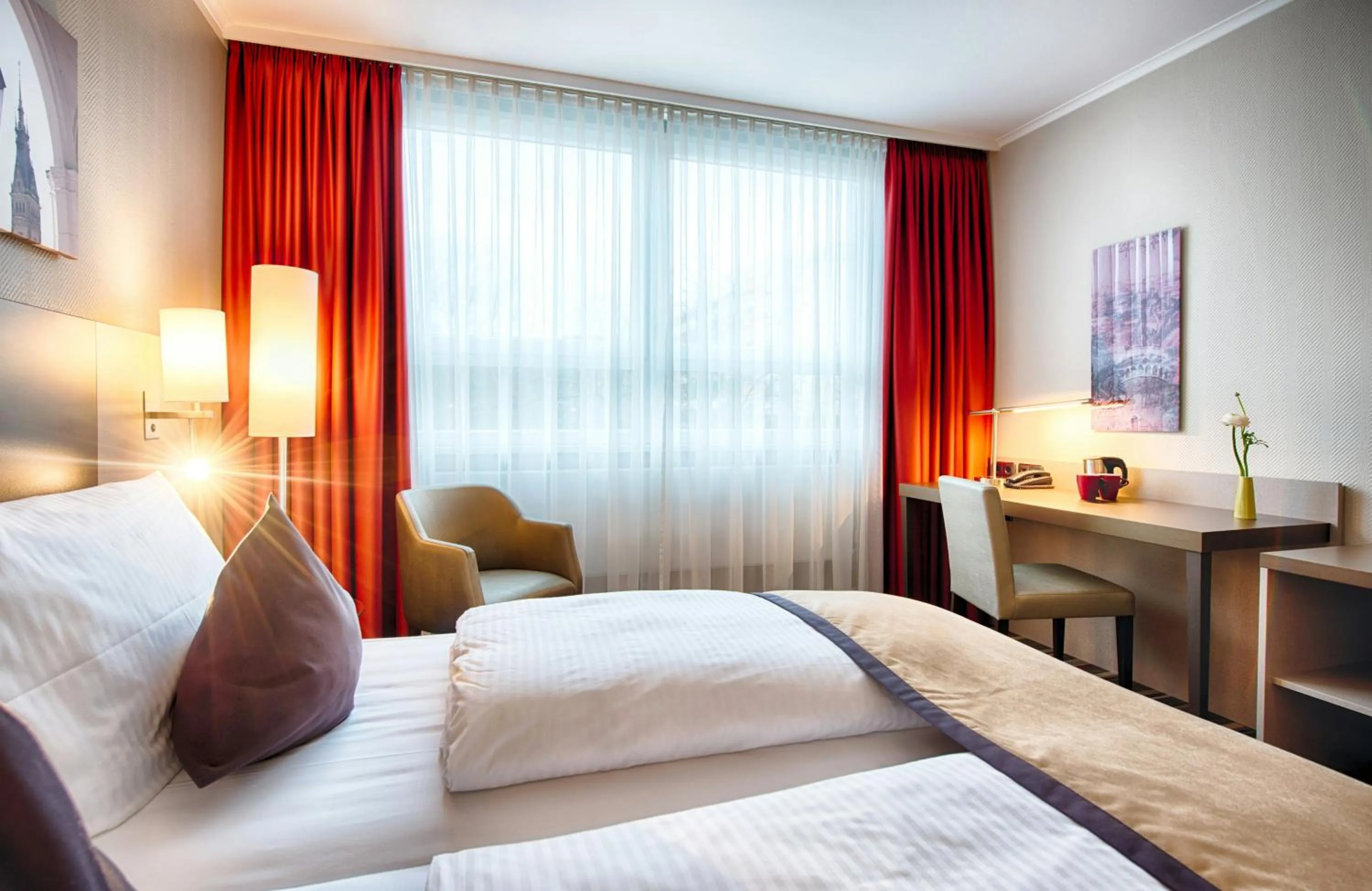 Bedroom, Bed in Leonardo Hotel Hamburg City Nord