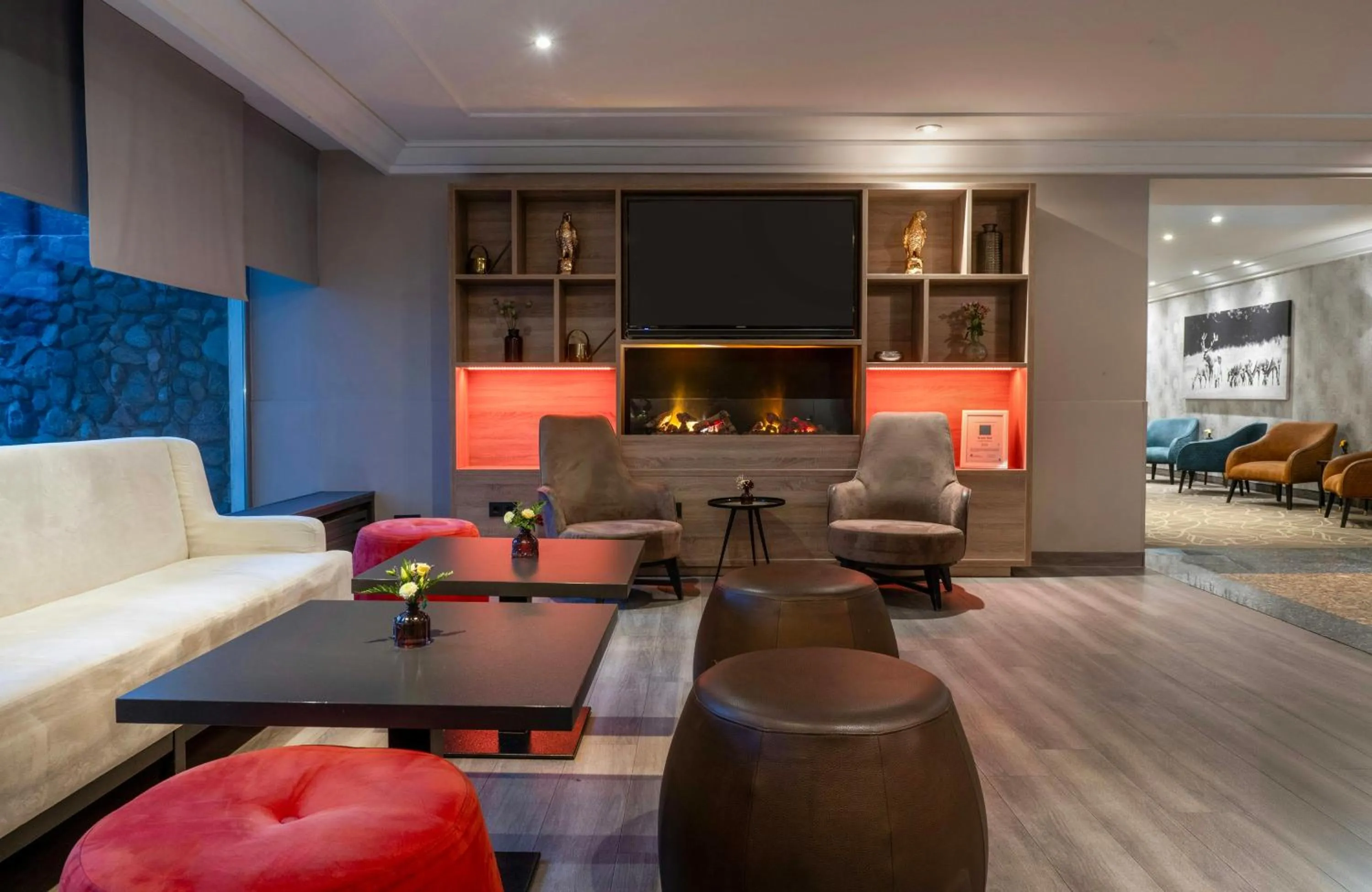 Lobby or reception in Leonardo Hotel Hannover