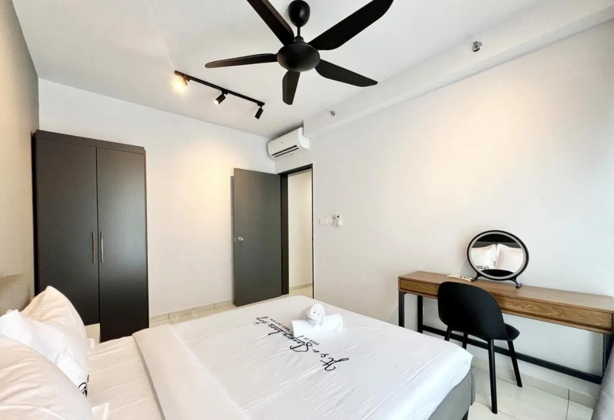 Bed in Gaia Residence, Gamuda Gardens Rawang by Sleepy Bear