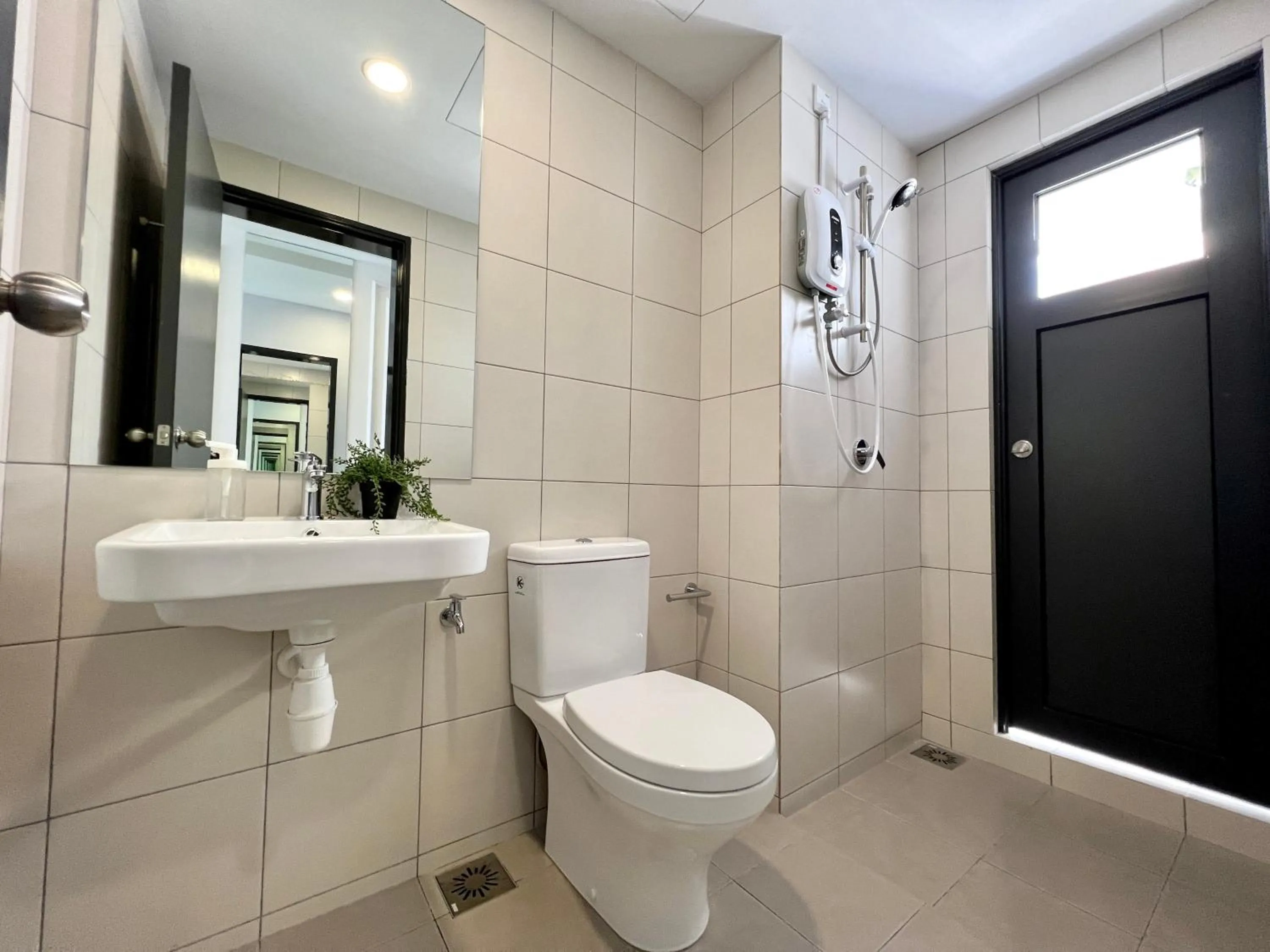 Shower in Gaia Residence, Gamuda Gardens Rawang by Sleepy Bear