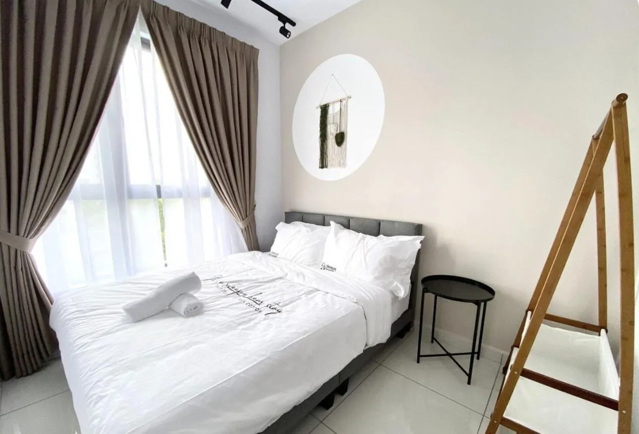 Bed in Gaia Residence, Gamuda Gardens Rawang by Sleepy Bear