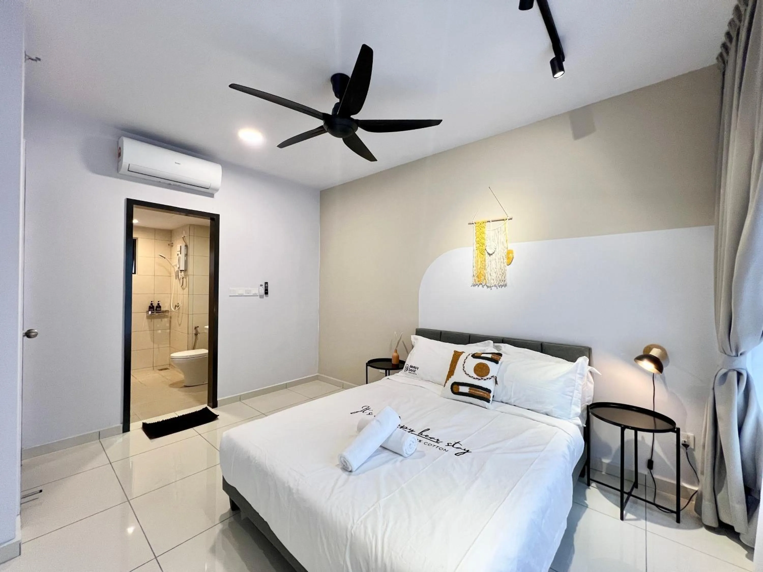Bed in Gaia Residence, Gamuda Gardens Rawang by Sleepy Bear