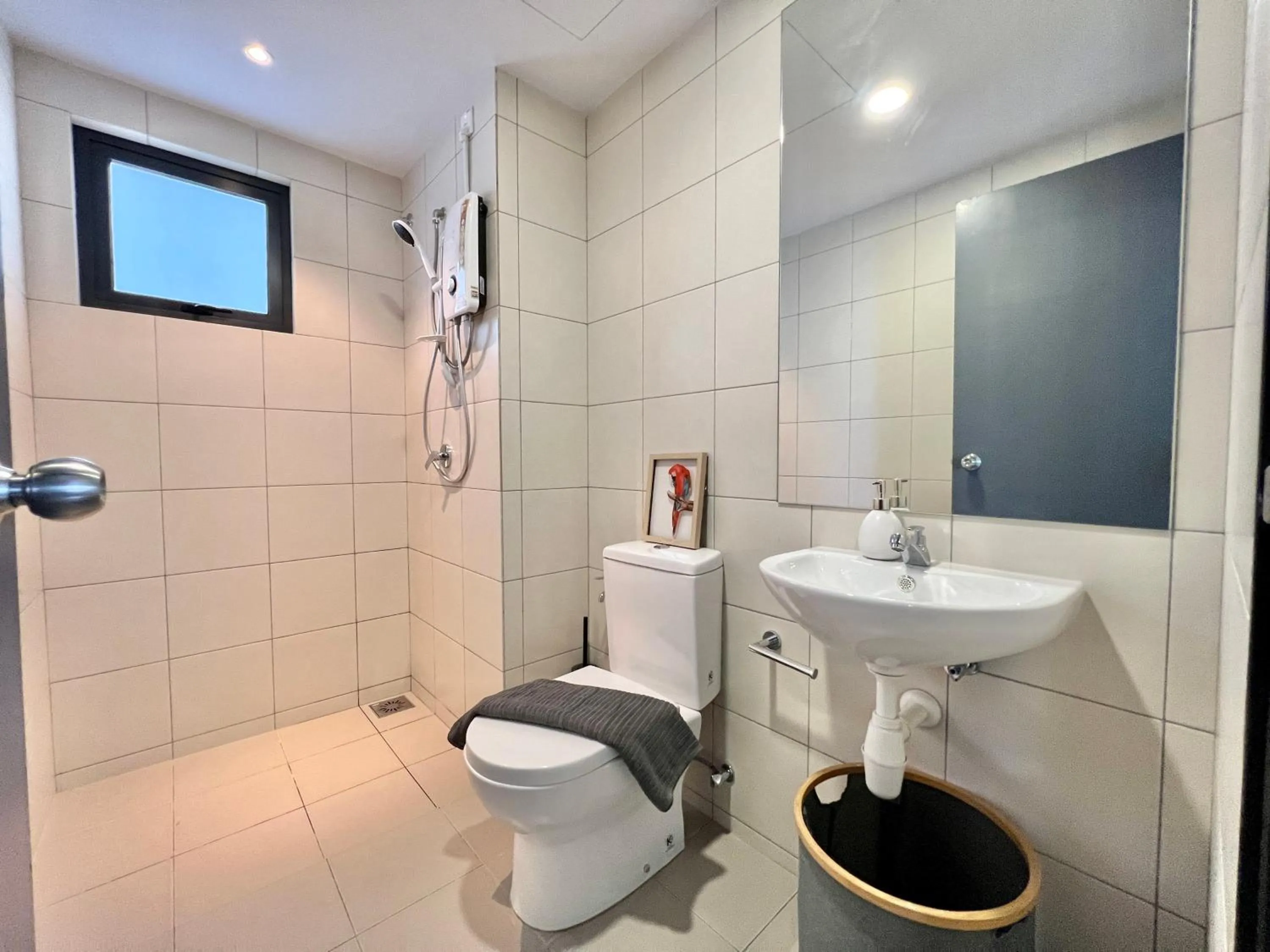 Shower in Gaia Residence, Gamuda Gardens Rawang by Sleepy Bear