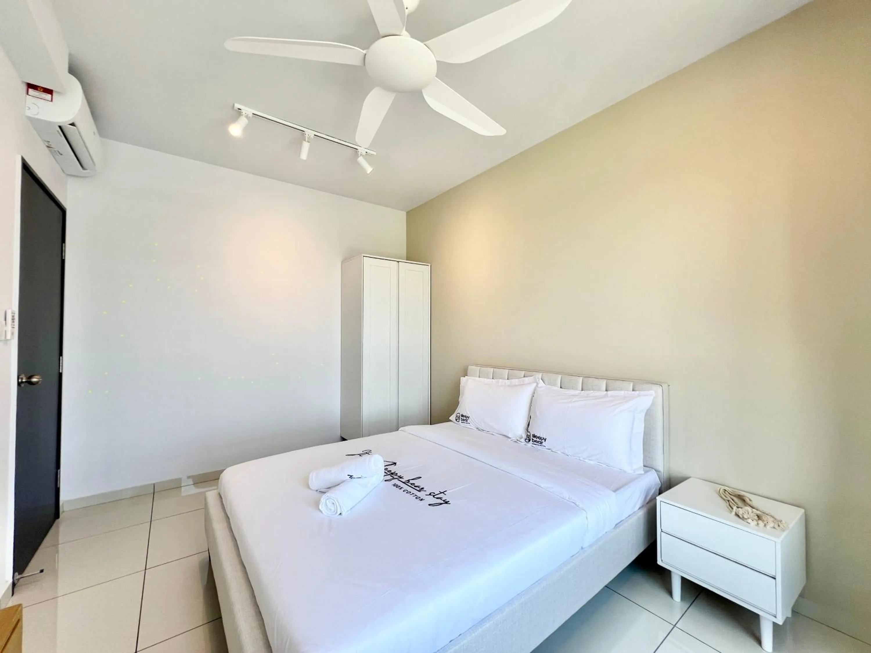 Bed in Gaia Residence, Gamuda Gardens Rawang by Sleepy Bear