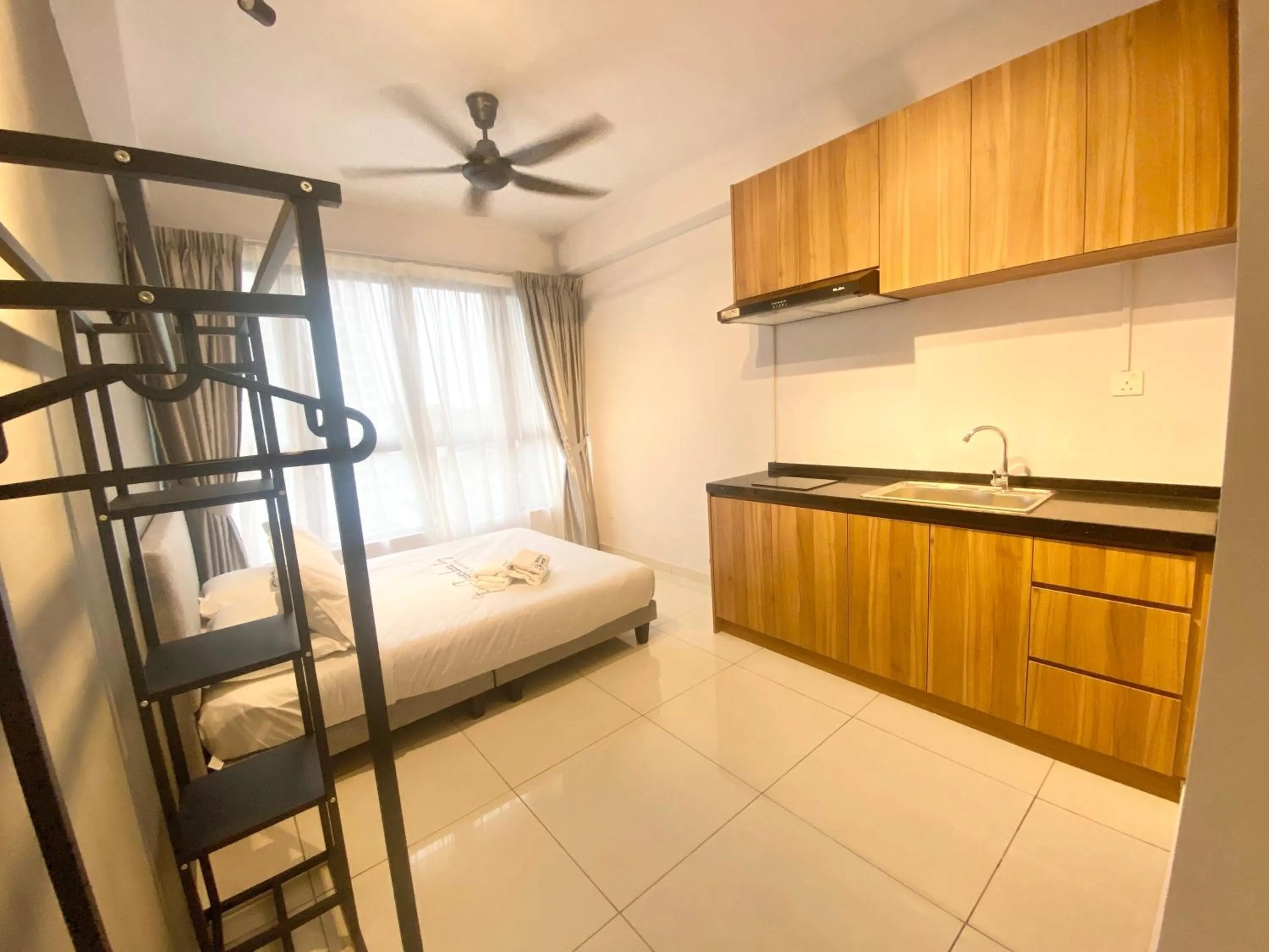 Bed in Gaia Residence, Gamuda Gardens Rawang by Sleepy Bear