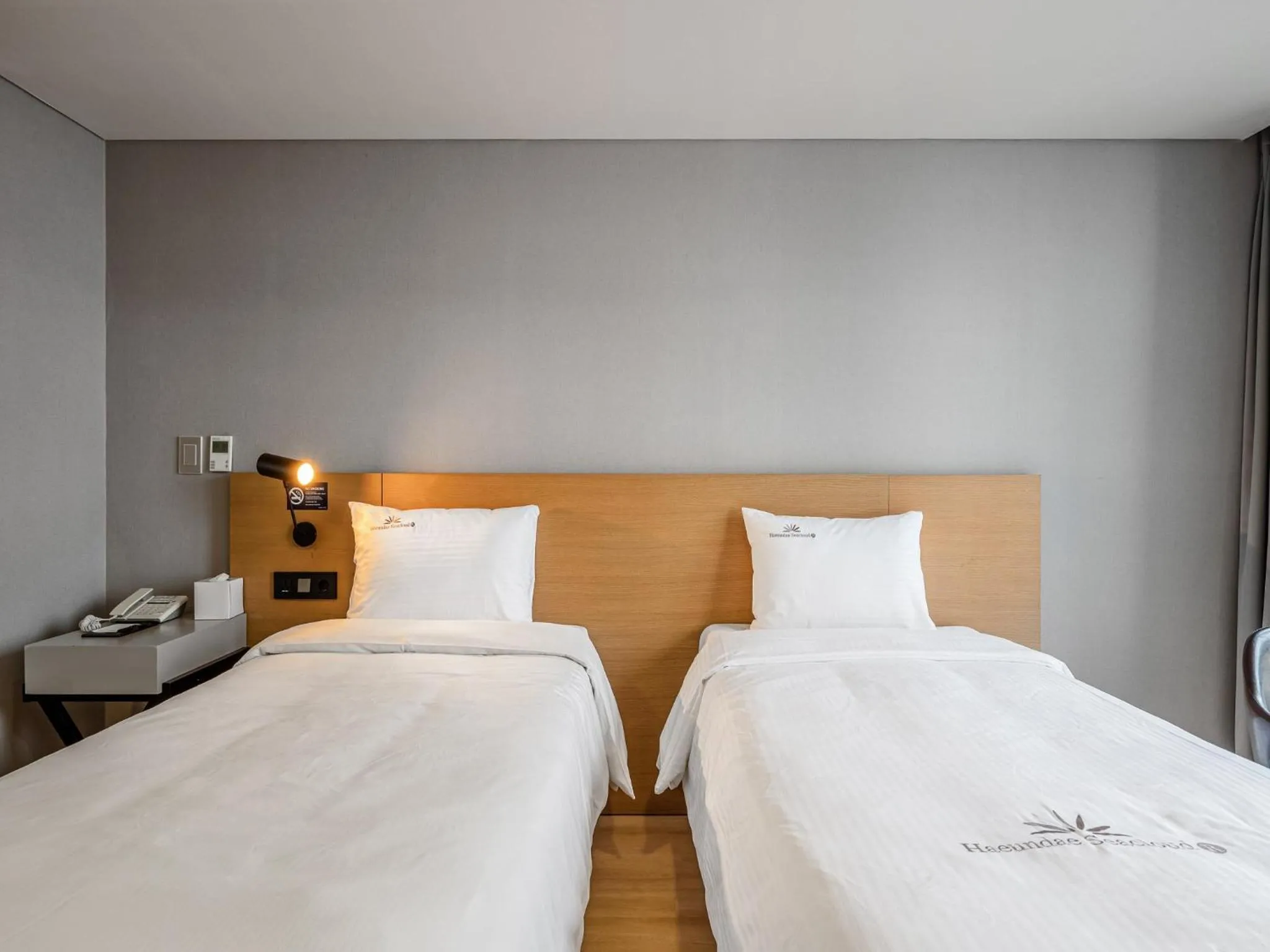 Bed in Haeundae Seacloud Hotel Residence