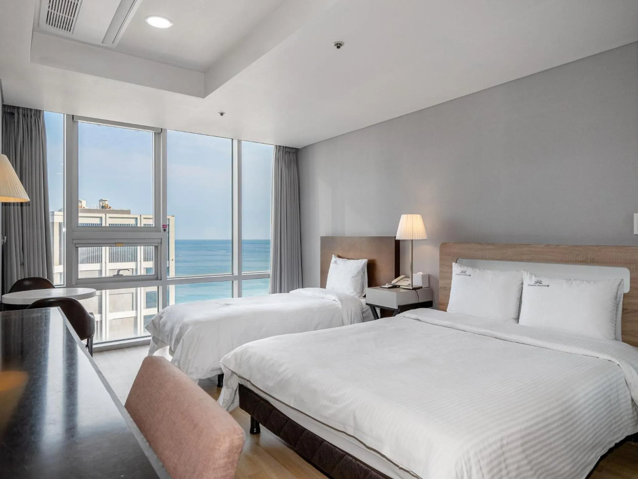 Area and facilities, Bed in Haeundae Seacloud Hotel Residence