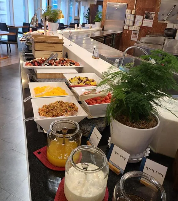 Breakfast in Haeundae Seacloud Hotel Residence