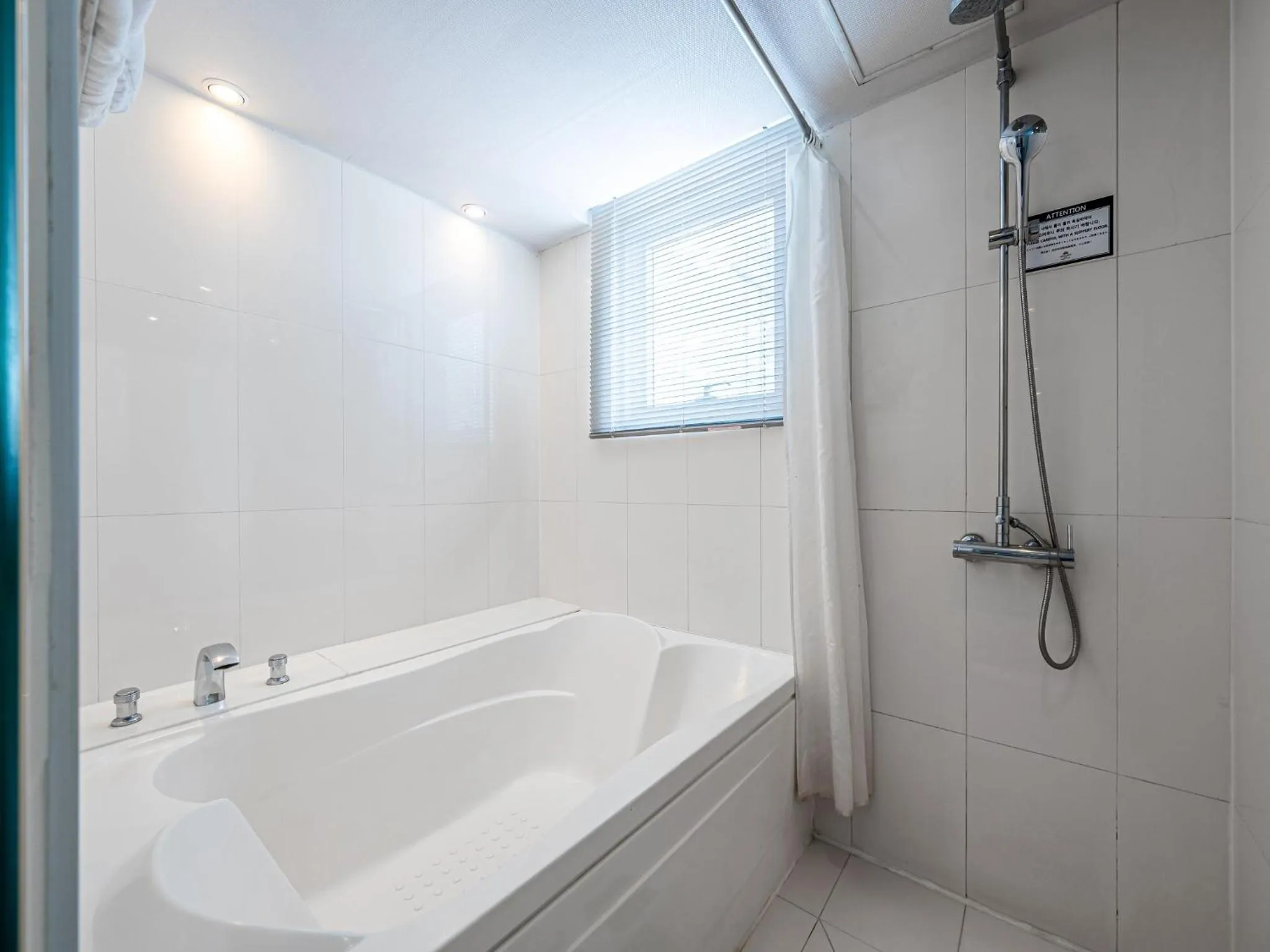 Toilet in Haeundae Seacloud Hotel Residence